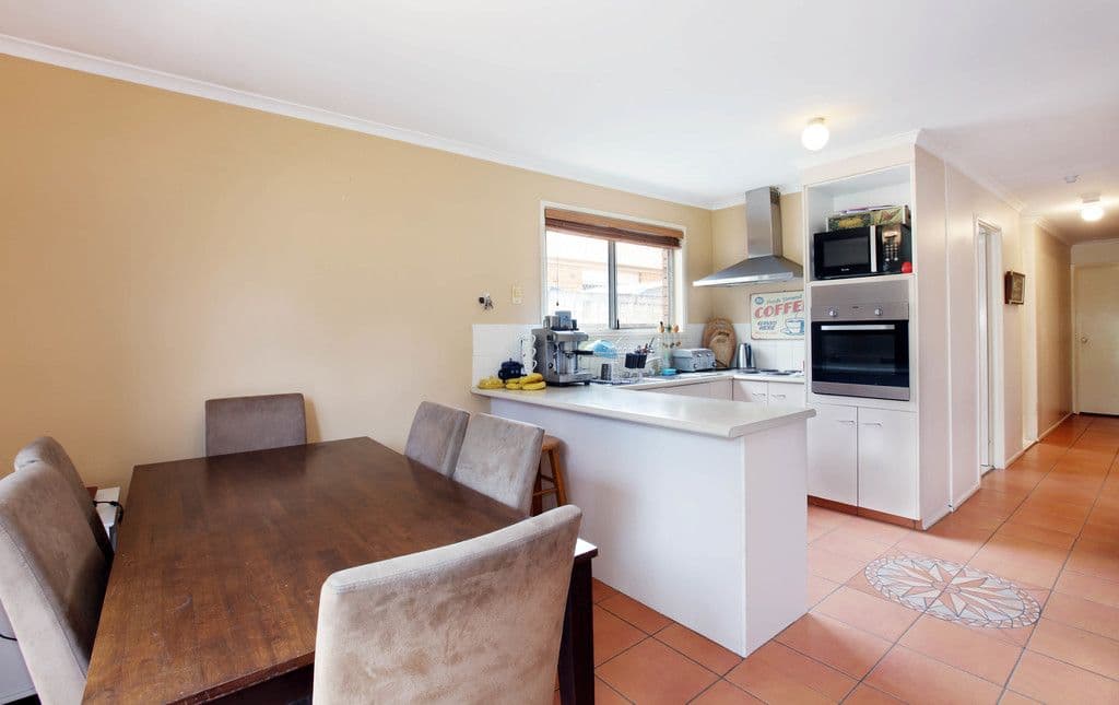 17 River Oak Drive, Helensvale QLD 4212, Helensvale - Thumbnail 2