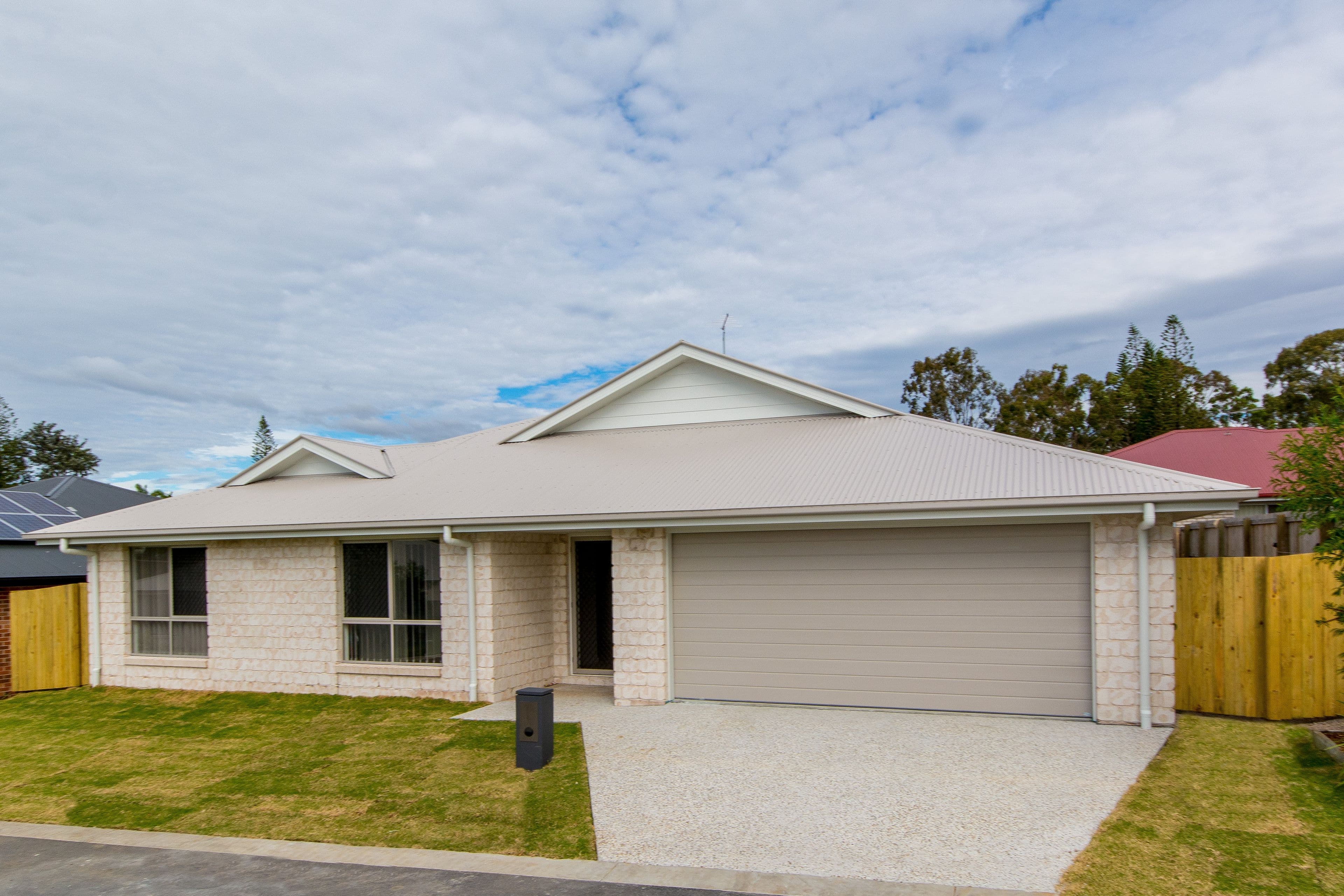 11 Valuniu Place, Boronia Heights QLD 4124, Boronia Heights - Image 1