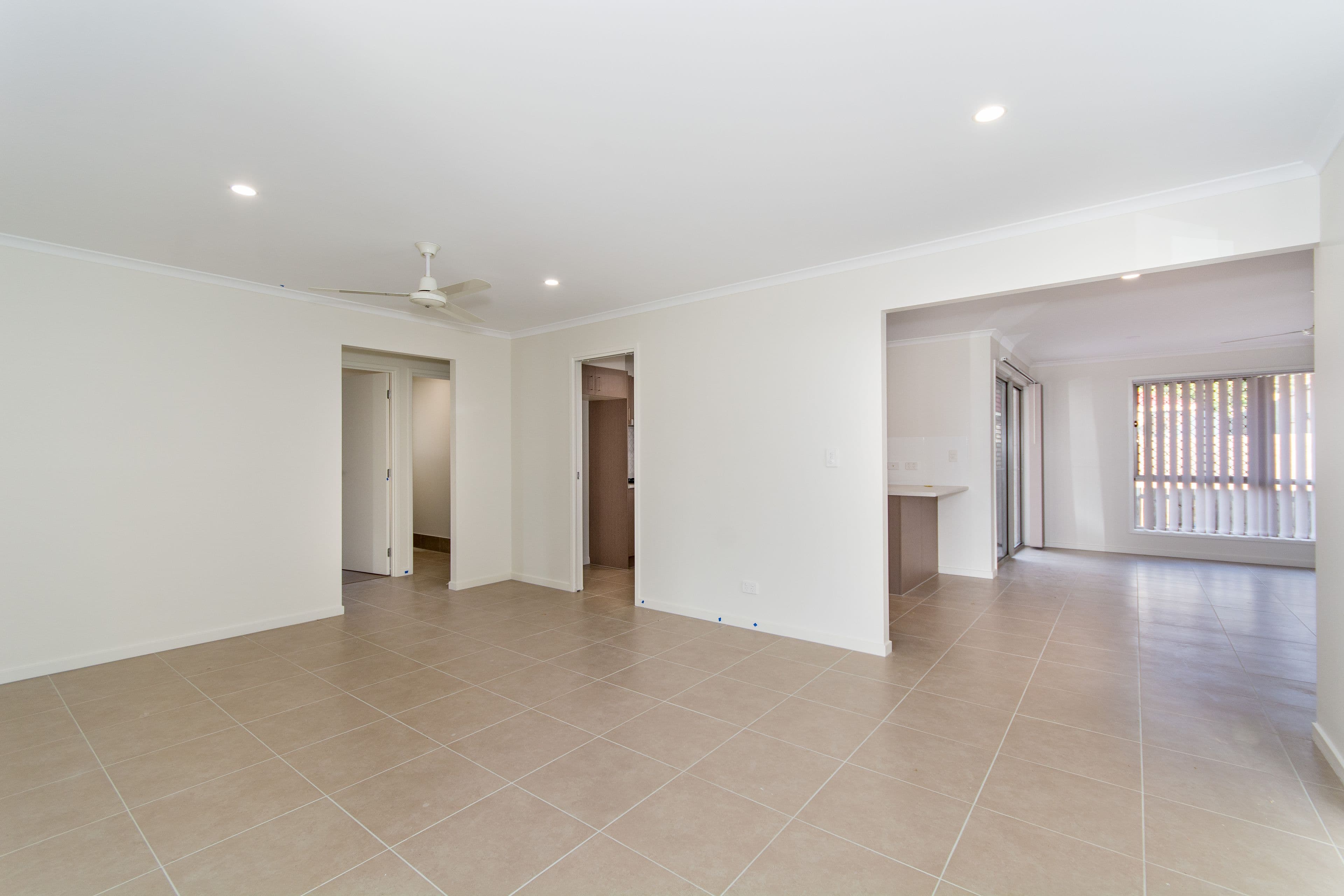 11 Valuniu Place, Boronia Heights QLD 4124, Boronia Heights - Thumbnail 2