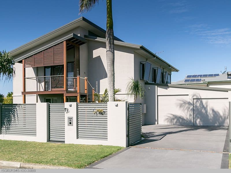 16 Pilot Street, Urangan QLD 4655, Urangan - Image 1