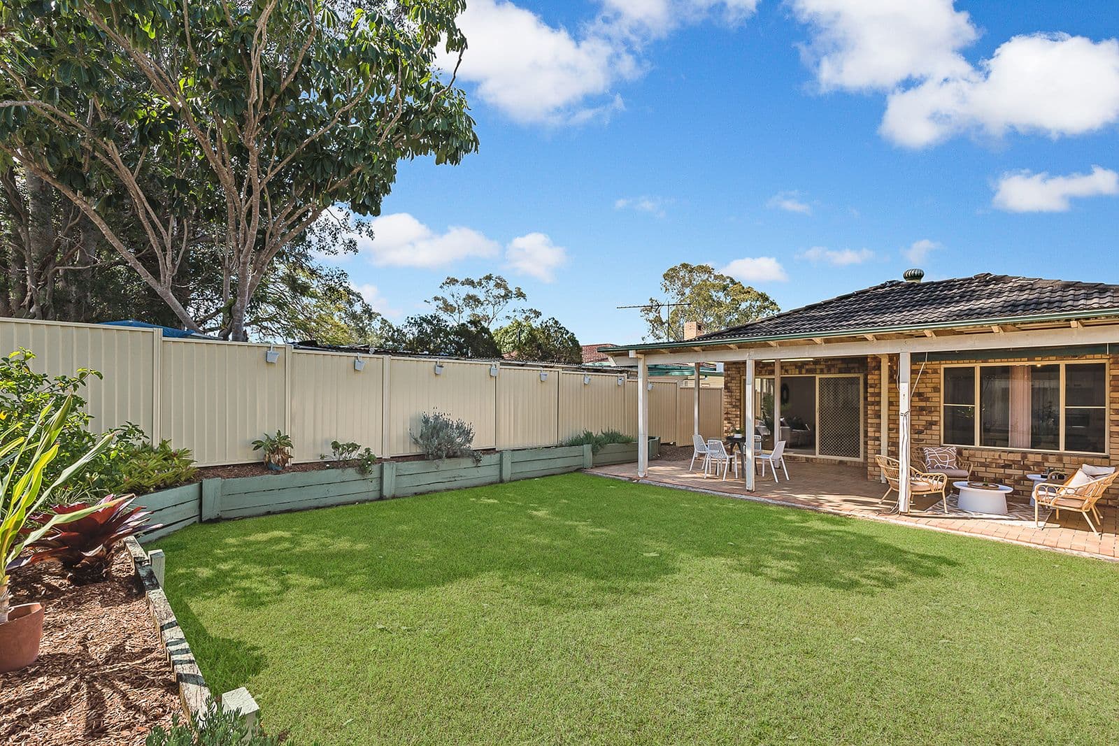 7 Jewel Street, Kenmore QLD 4069, Kenmore - Thumbnail 2