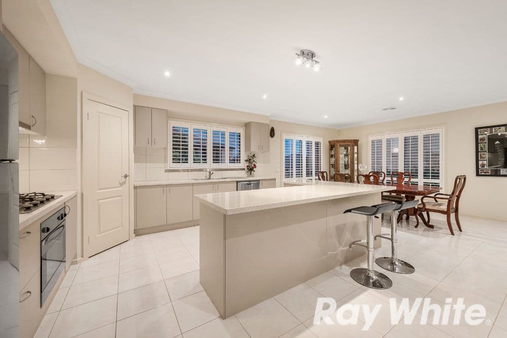 6 Abbin Court, Rowville VIC 3178, Rowville - Thumbnail 3