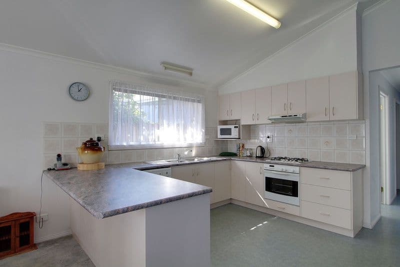 20 Dawn Grove, TRARALGON VIC 3844, Traralgon - Thumbnail 2