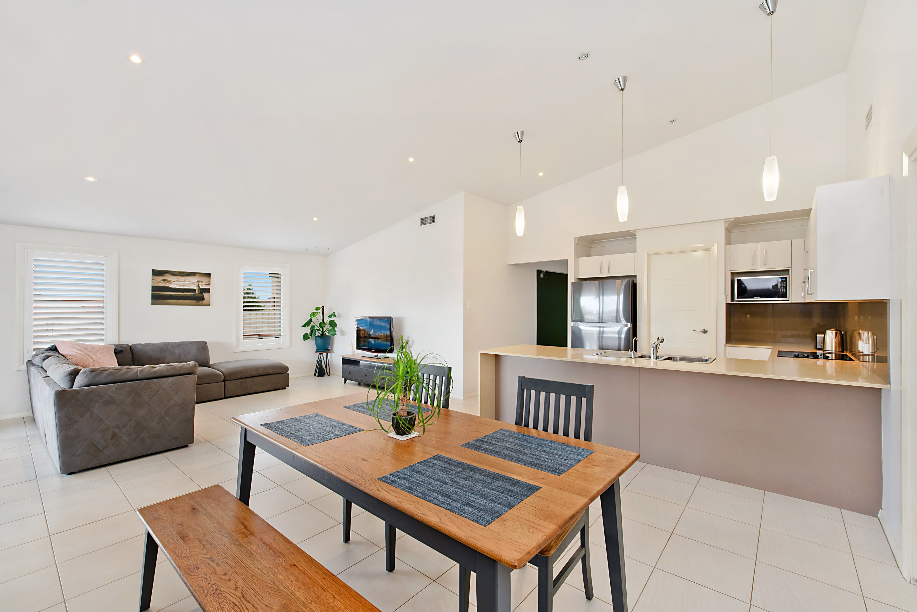 12 Elkin Close, Raworth - Thumbnail 3