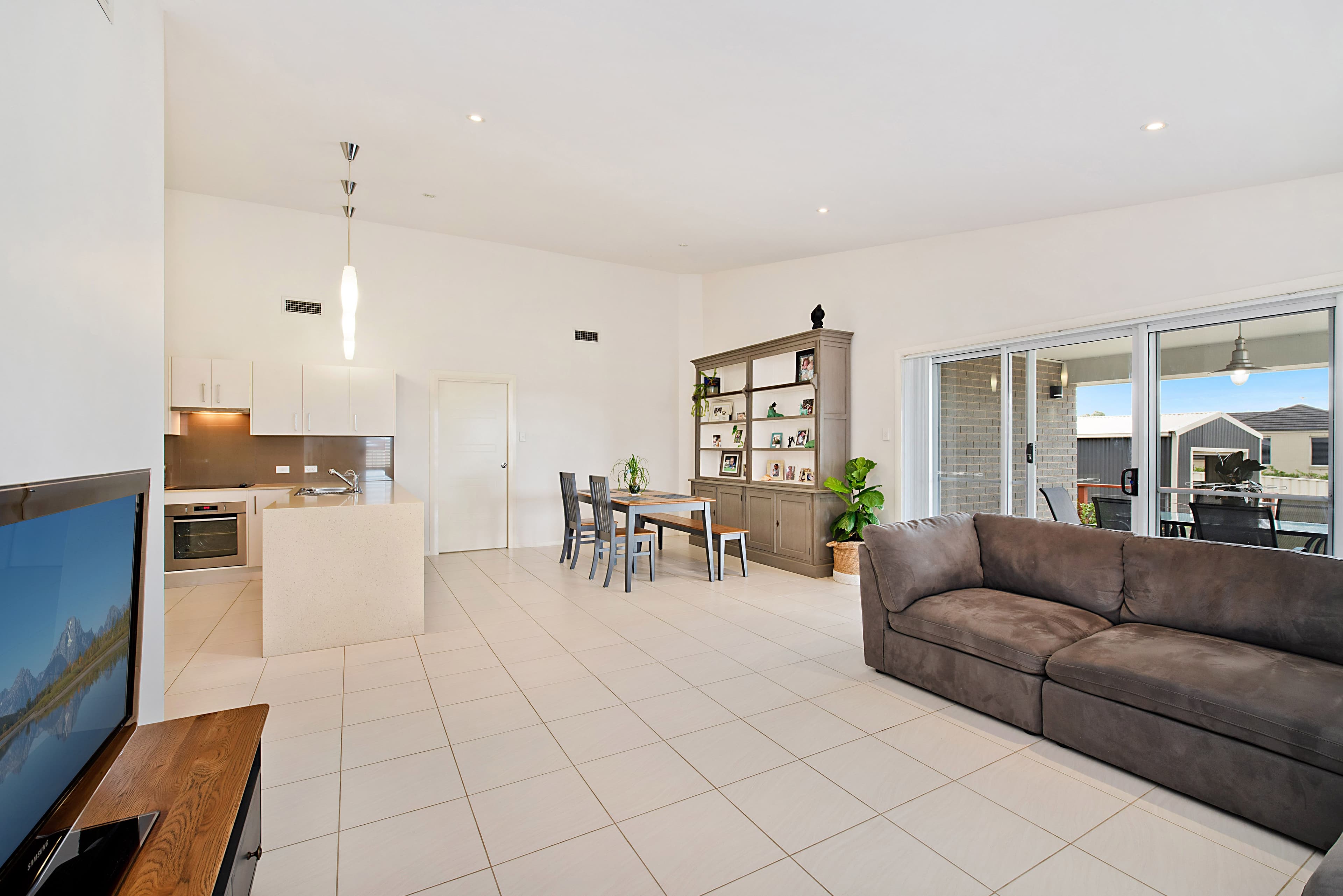 12 Elkin Close, Raworth - Thumbnail 6