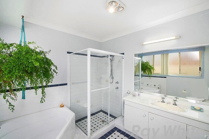 6 Oregon Place, Hamlyn Terrace - Thumbnail 4