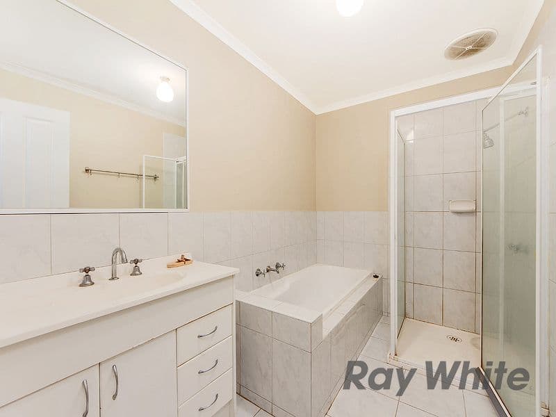 7 Topaz Place, St Albans VIC 3021, St Albans - Thumbnail 6