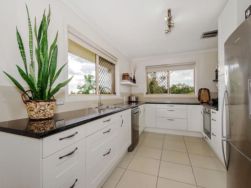 7 Fallon Court, WORONGARY QLD 4213, Worongary - Thumbnail 7