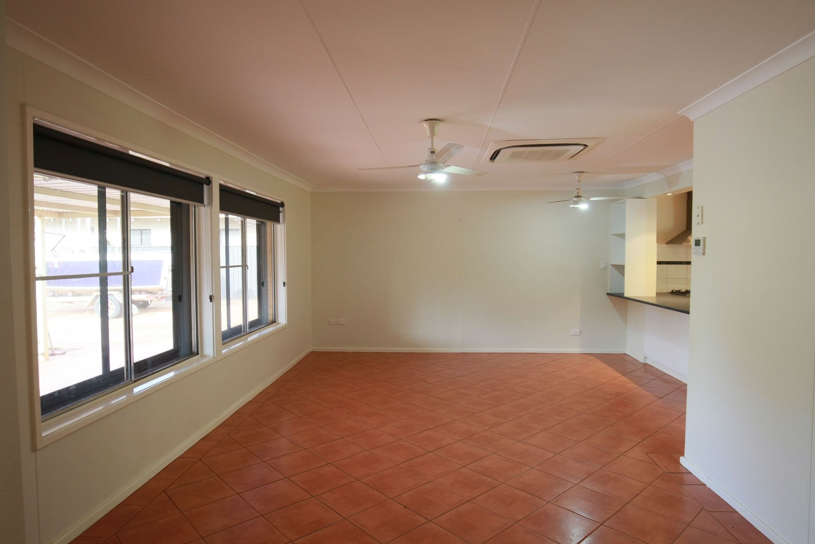 20 Berkeley Crescent, Dampier WA 6713, Dampier - Thumbnail 3