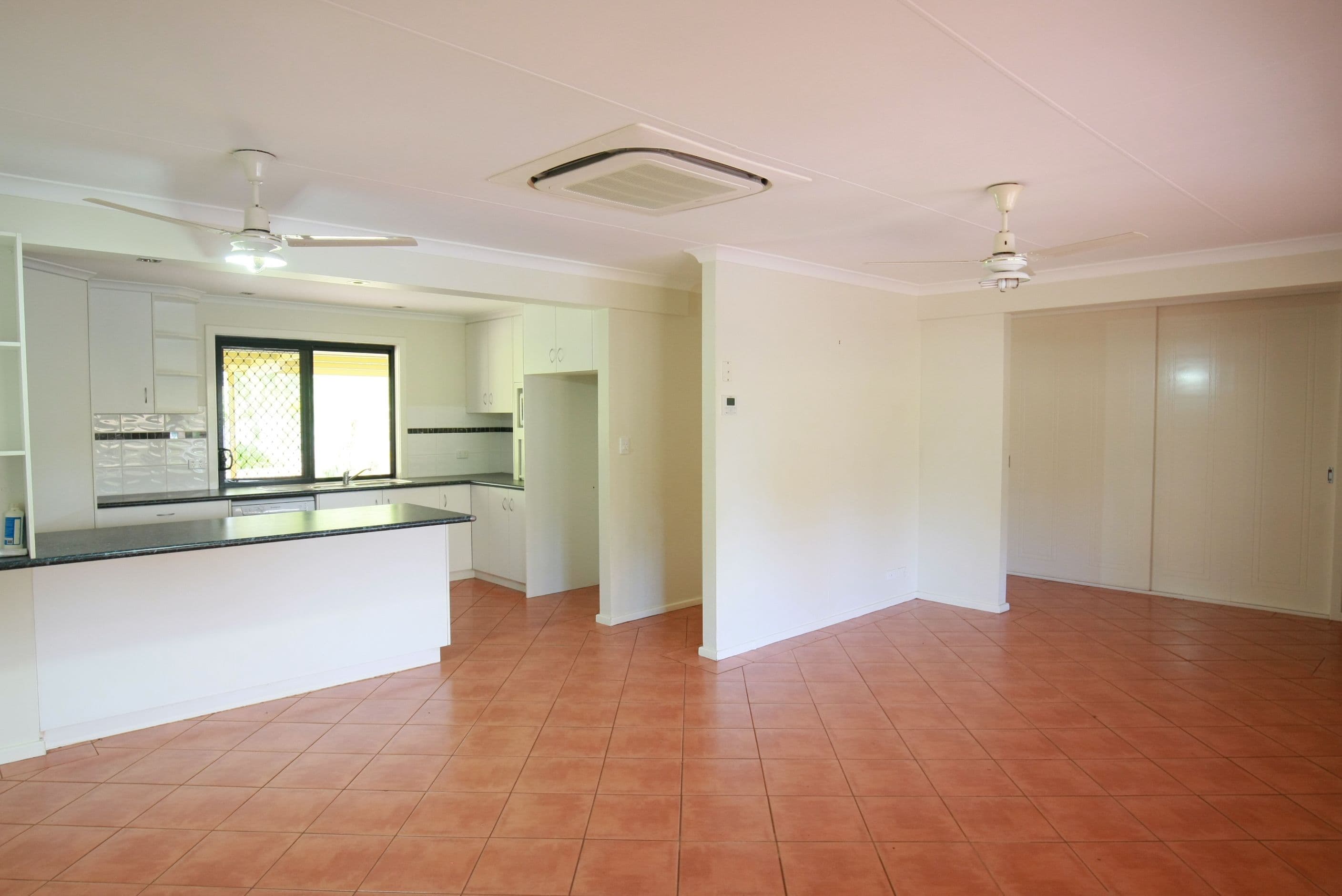 20 Berkeley Crescent, Dampier WA 6713, Dampier - Thumbnail 7