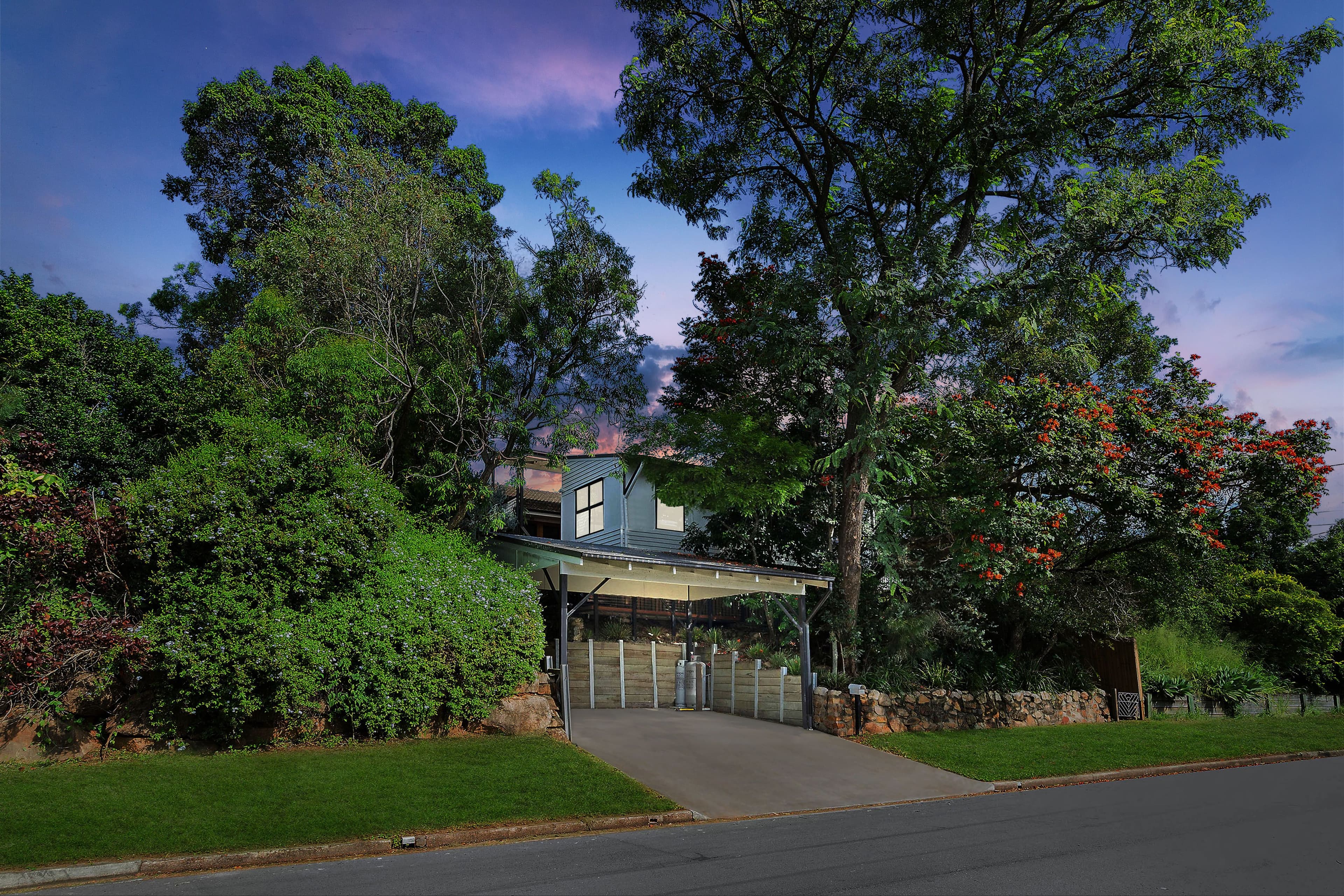 17 Alkoomi Avenue, Ferny Hills QLD 4055, Ferny Hills - Thumbnail 2