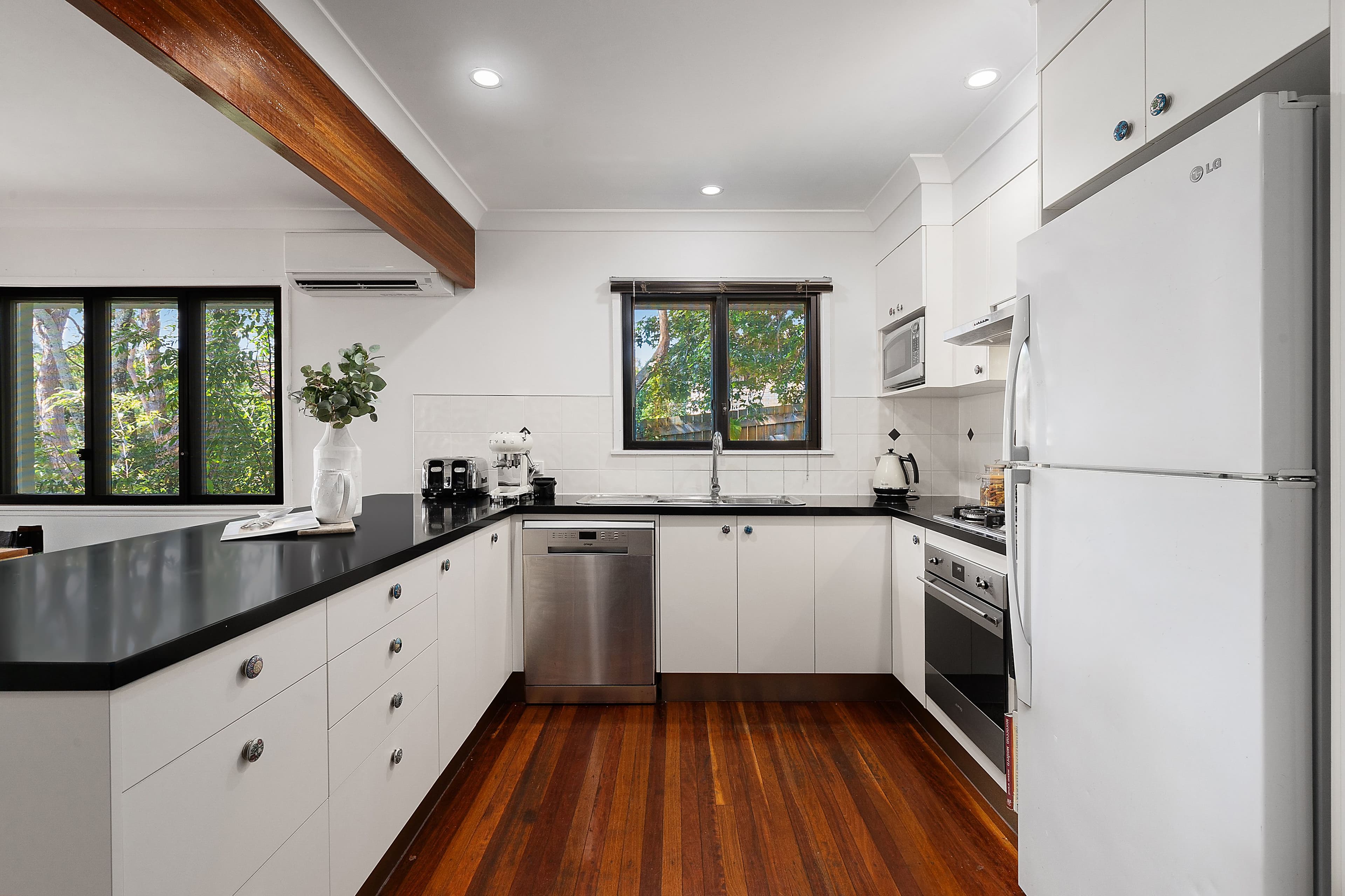 17 Alkoomi Avenue, Ferny Hills QLD 4055, Ferny Hills - Thumbnail 4