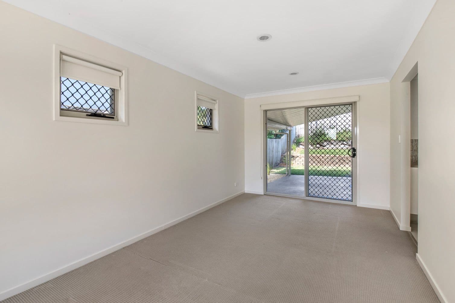 56 Codrington Circuit, Pacific Pines QLD 4211, Pacific Pines - Thumbnail 6