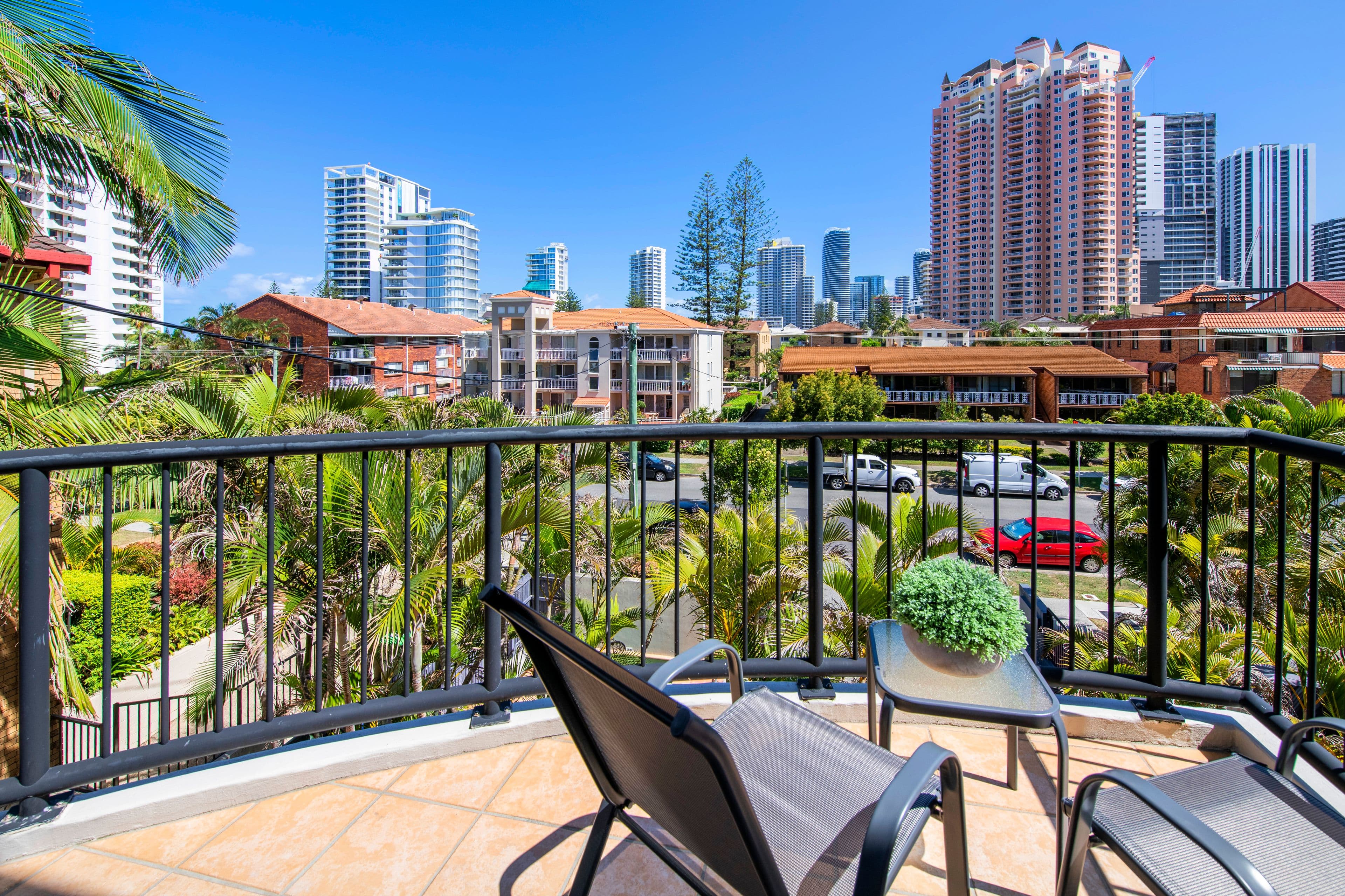 15 Britannia Avenue, Broadbeach QLD 4218, Broadbeach - Thumbnail 2