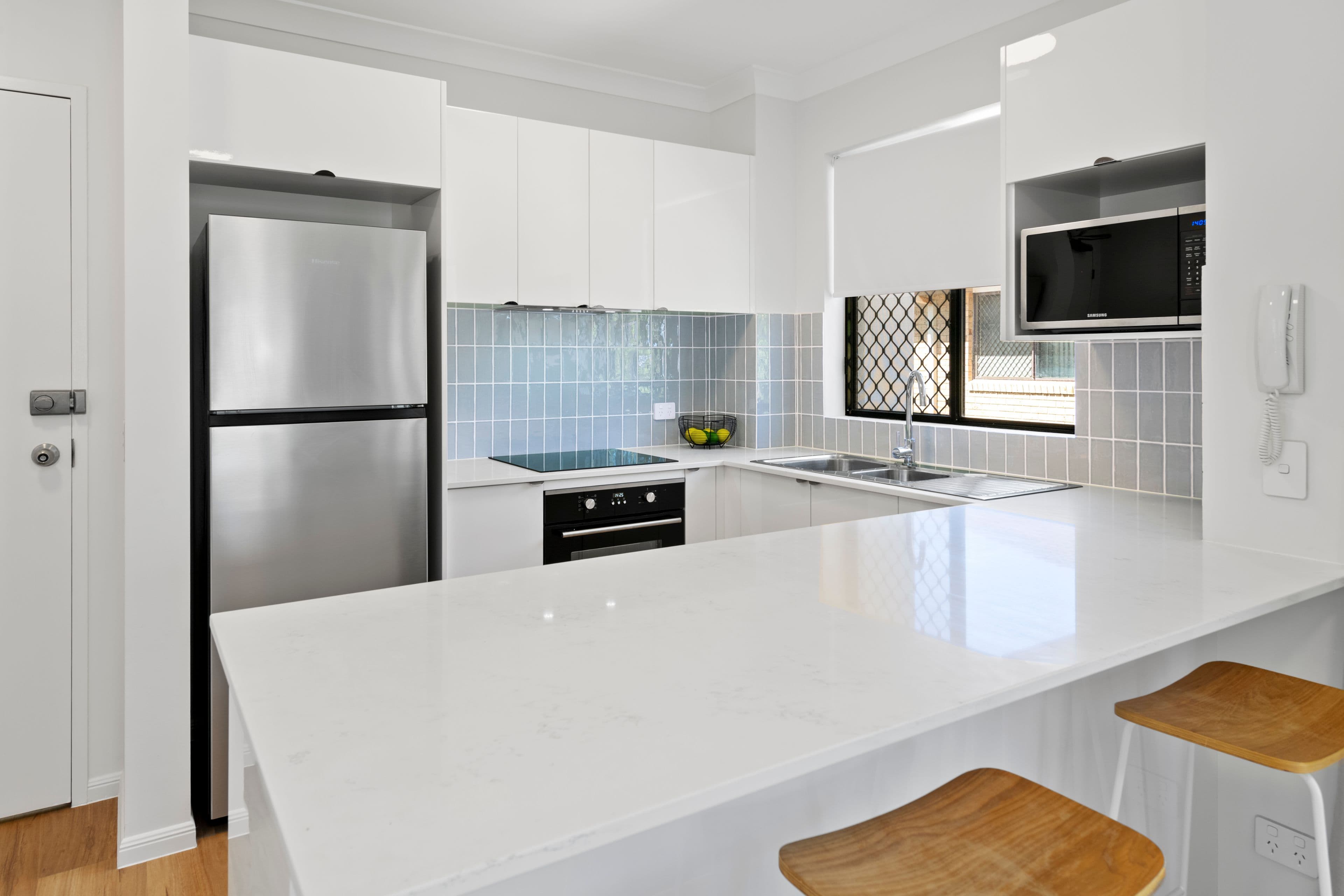 15 Britannia Avenue, Broadbeach QLD 4218, Broadbeach - Thumbnail 4