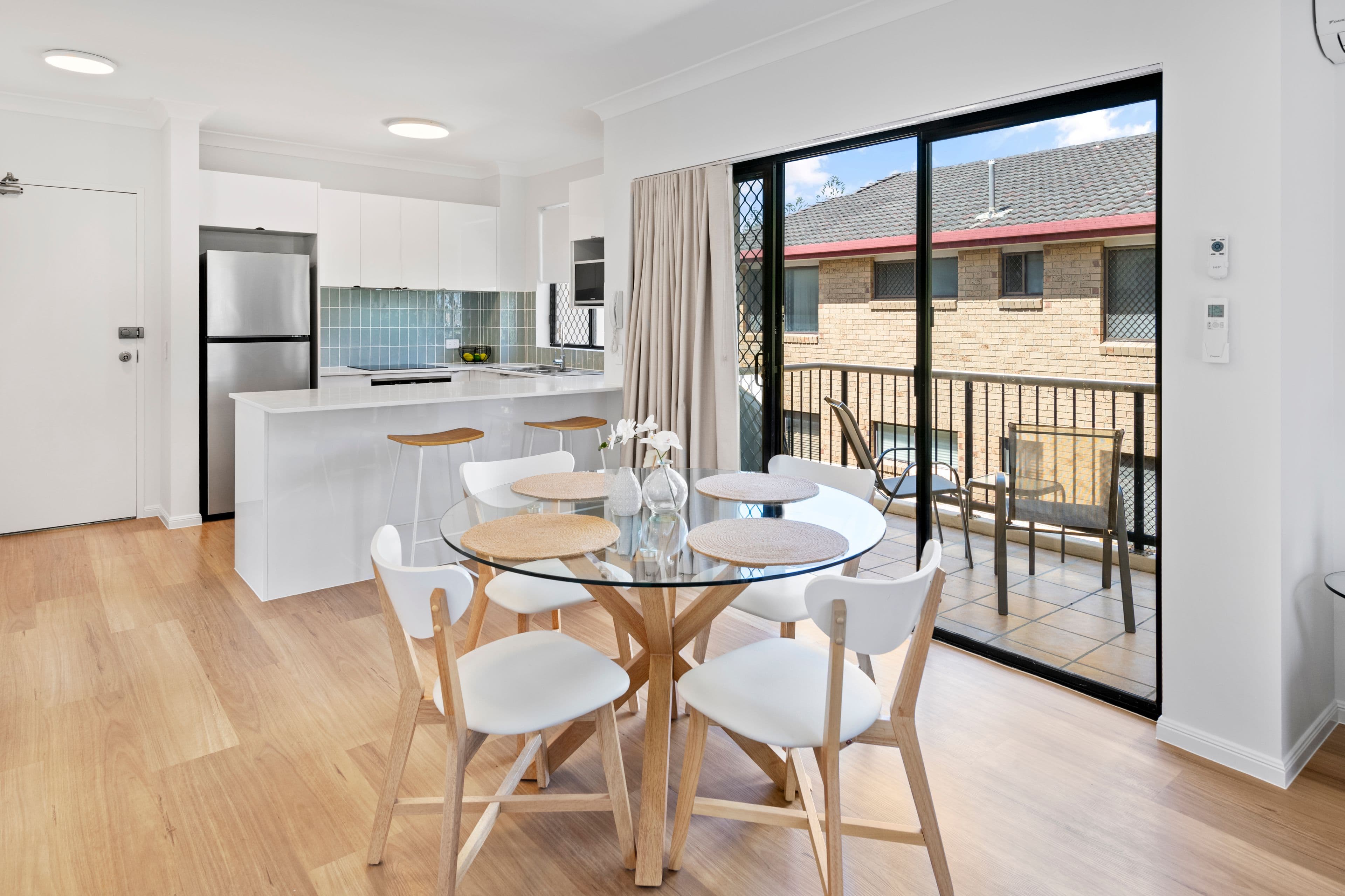 15 Britannia Avenue, Broadbeach QLD 4218, Broadbeach - Thumbnail 5