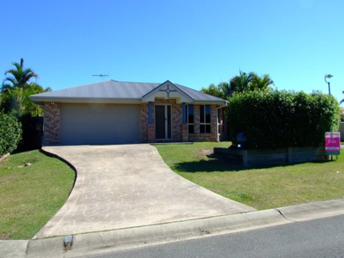 14 Breakwater Court, DECEPTION BAY, Deception Bay - Thumbnail 2