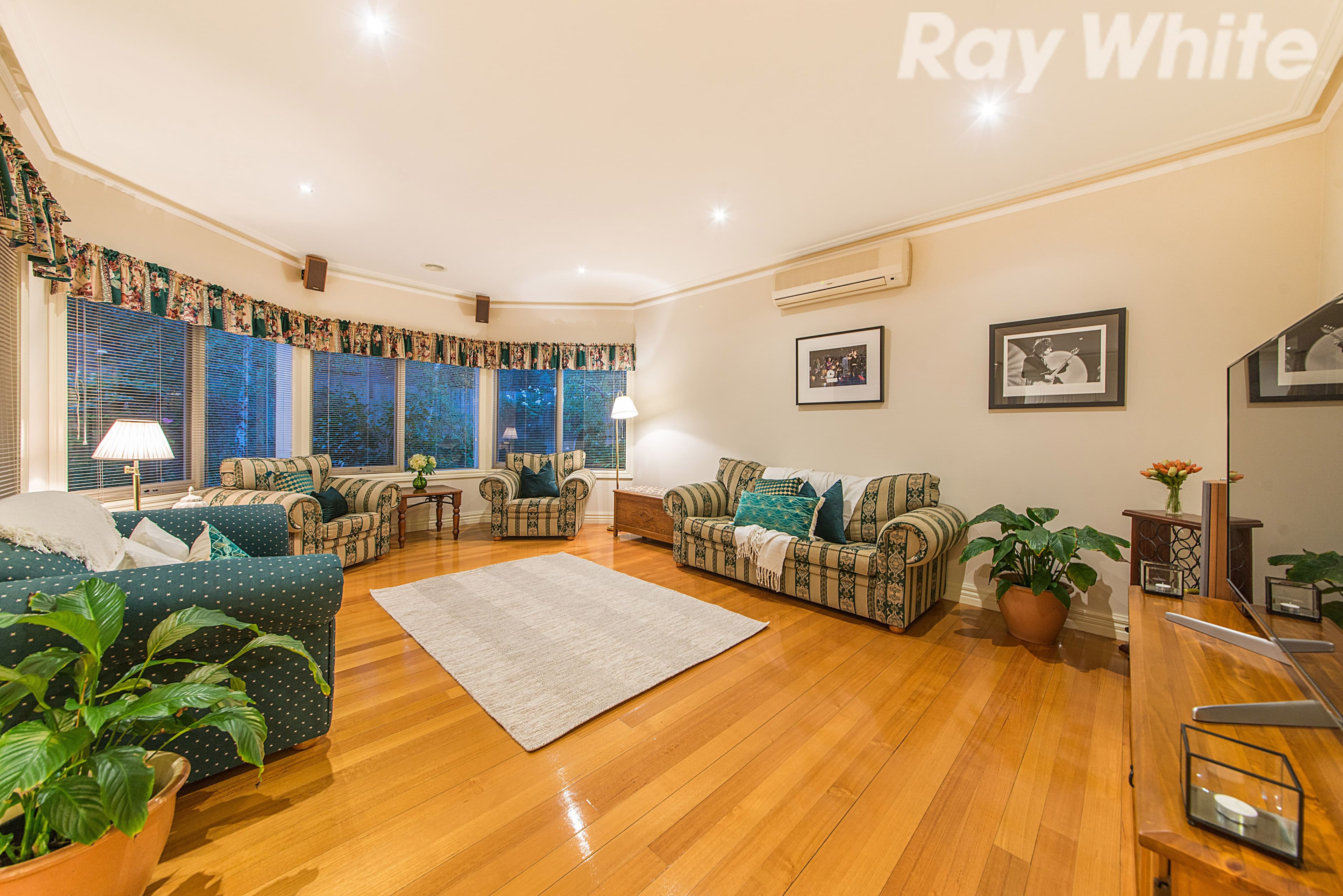 13 Mountain Ash Court, Upper Ferntree Gully VIC 3156, Upper Ferntree Gully - Thumbnail 2