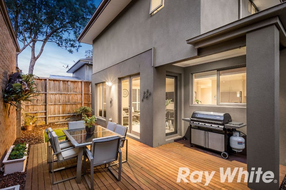151 St Helena Road, Greensborough VIC 3088, Greensborough - Thumbnail 2