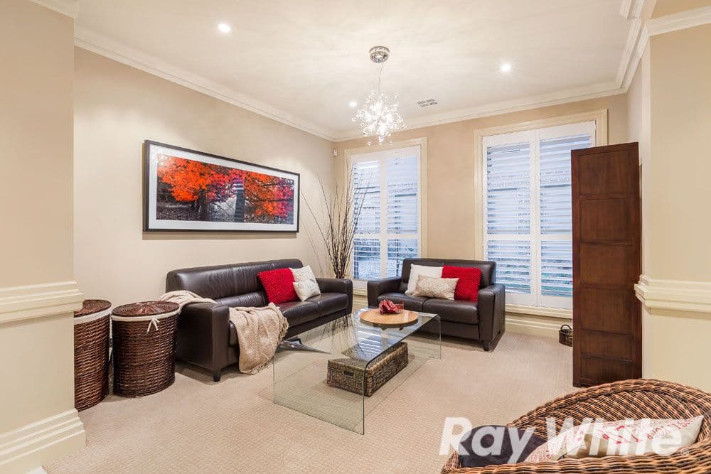 151 St Helena Road, Greensborough VIC 3088, Greensborough - Thumbnail 5