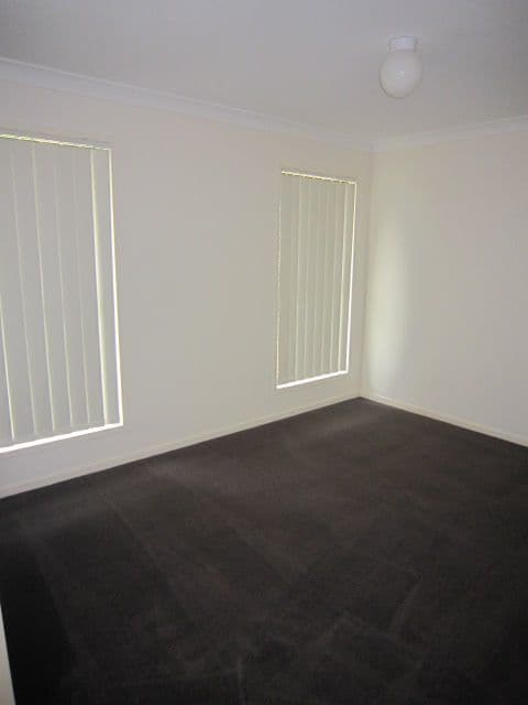 37 Tequesta Drive, Beaudesert QLD 4285, Beaudesert - Thumbnail 4