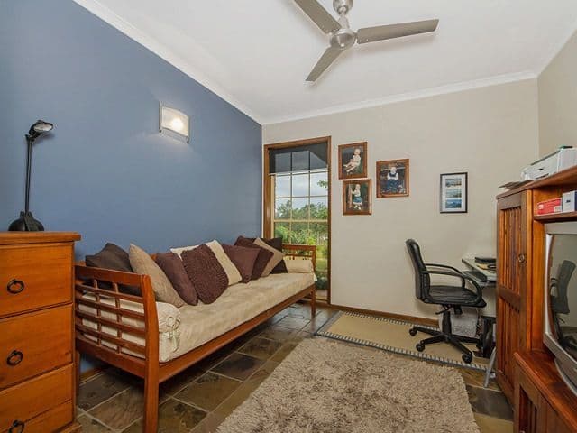 1 Kings Park Court, OXENFORD QLD 4210, Oxenford - Thumbnail 8