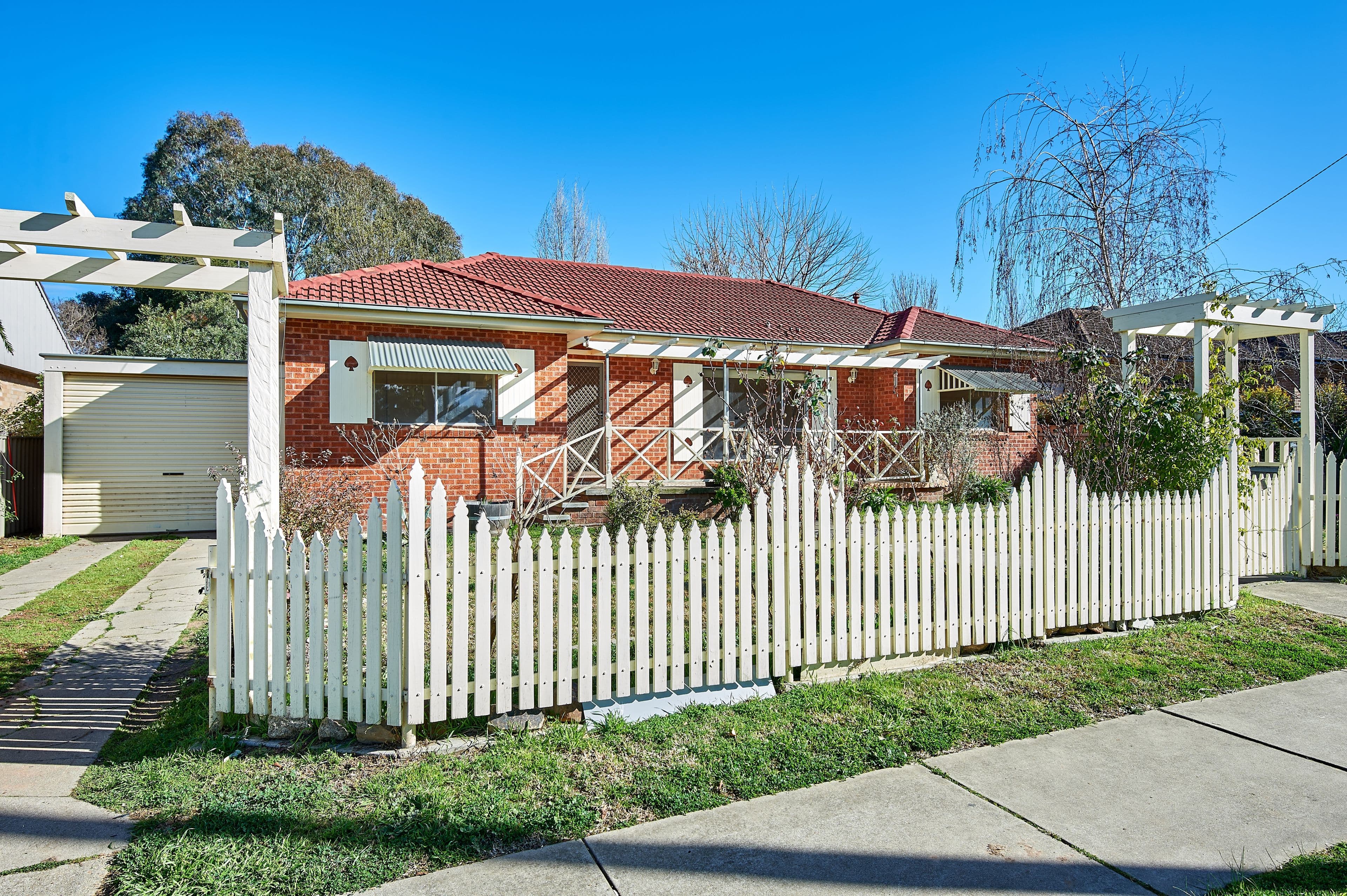18 Boronia Street, Kooringal - Image 1