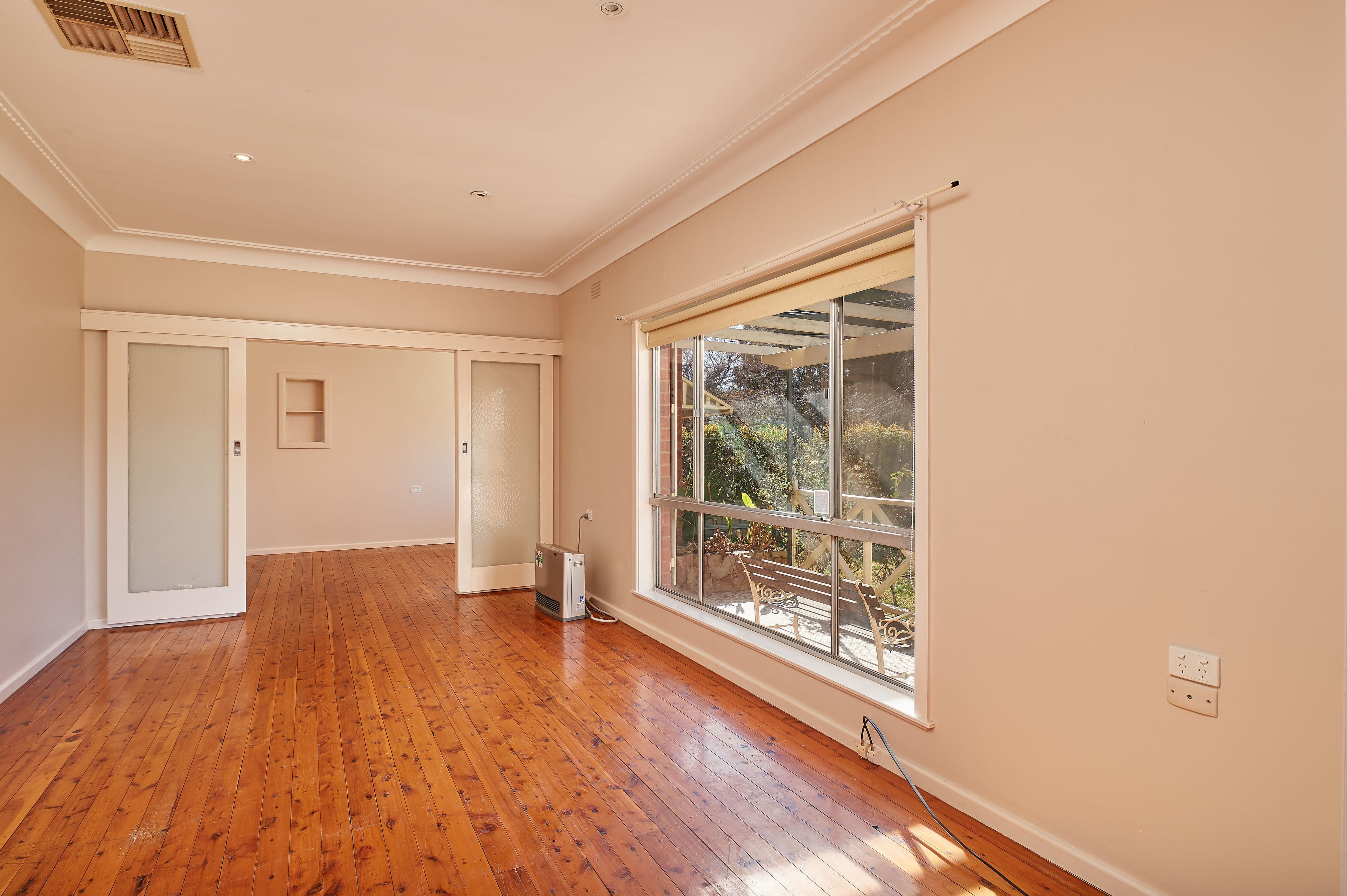 18 Boronia Street, Kooringal - Thumbnail 2