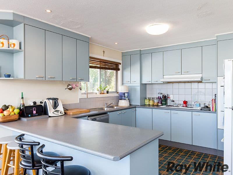 7 BURLOO Crescent, Ferny Hills QLD 4055, Ferny Hills - Thumbnail 2