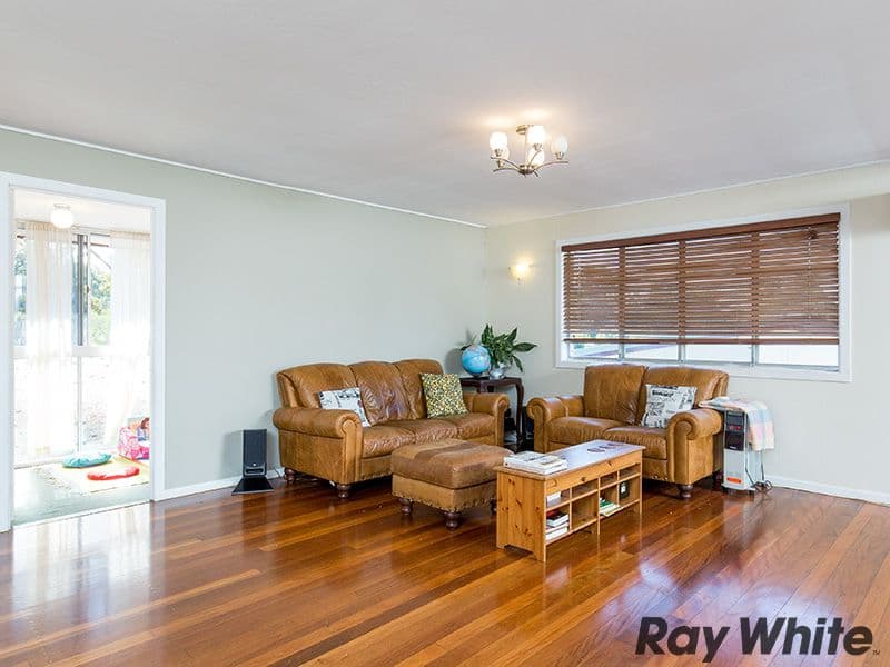 7 BURLOO Crescent, Ferny Hills QLD 4055, Ferny Hills - Thumbnail 4