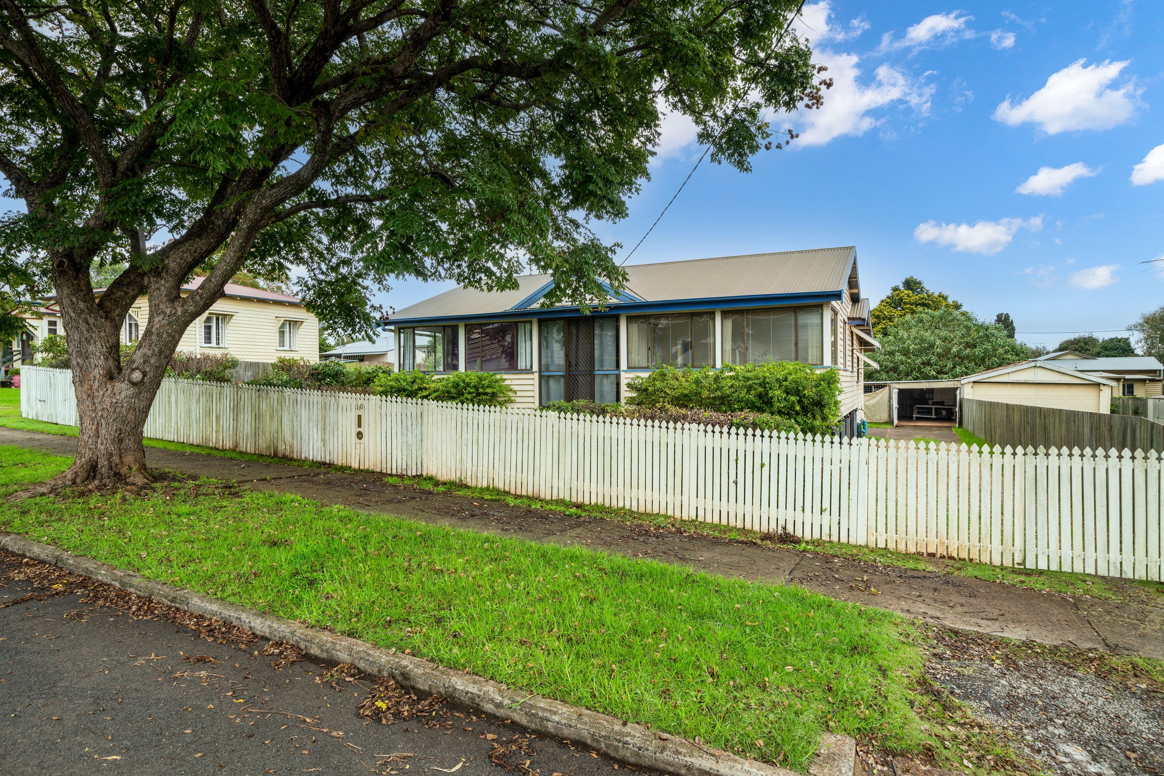 10 Chamberlain Street, North Toowoomba QLD 4350, North Toowoomba - Thumbnail 2