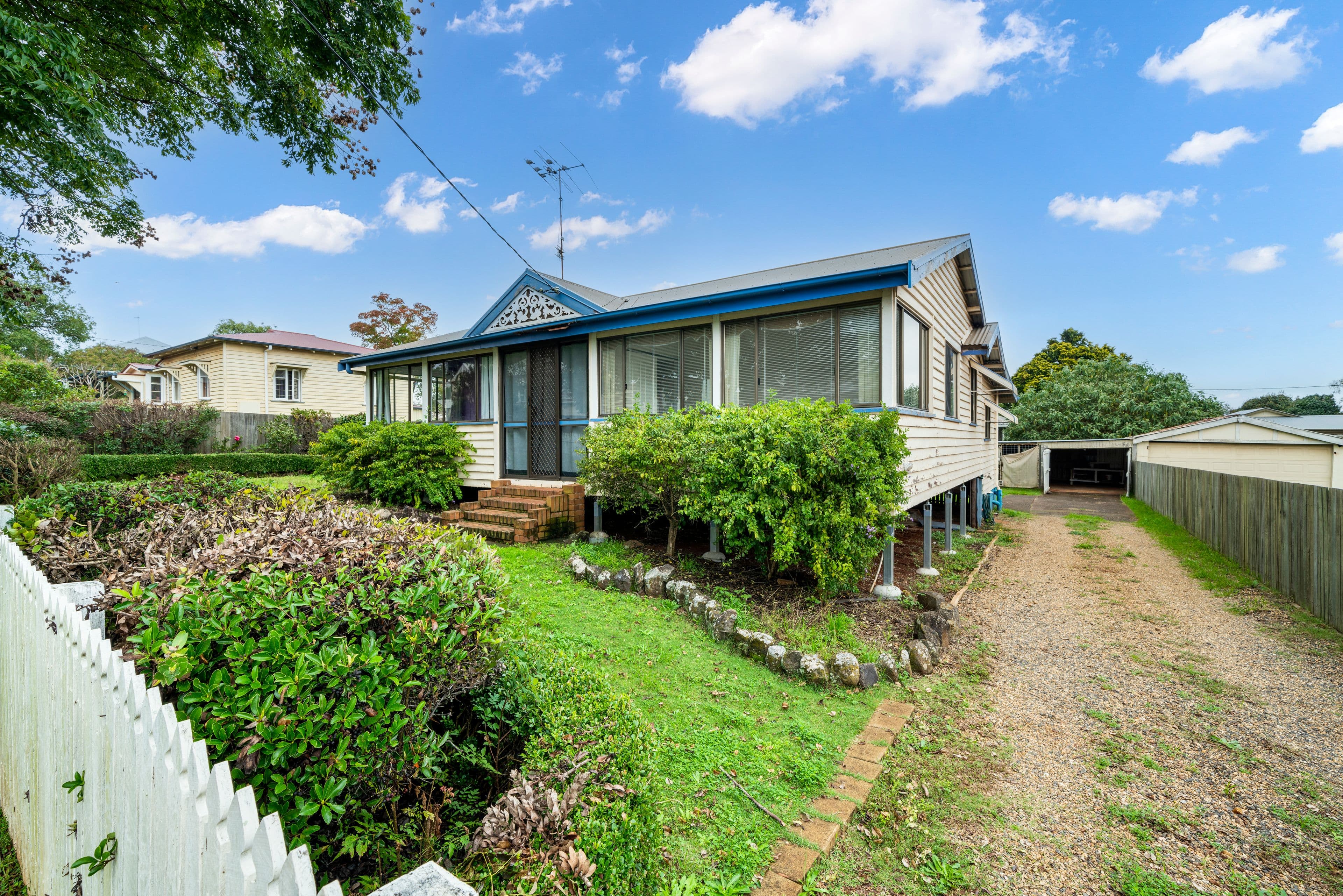10 Chamberlain Street, North Toowoomba QLD 4350, North Toowoomba - Thumbnail 3