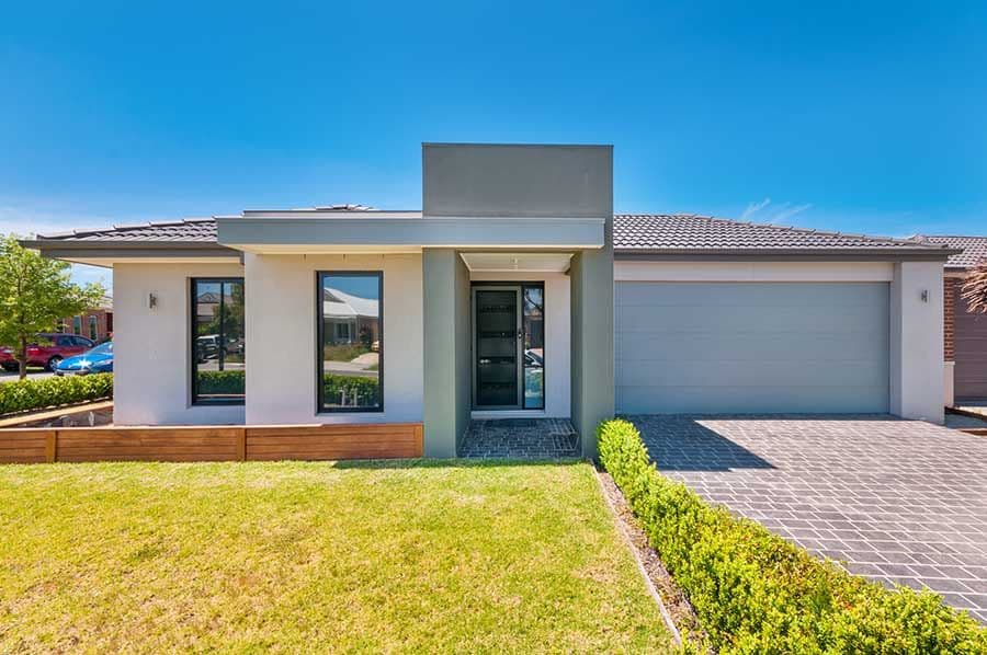 19 Ebony Circuit, Craigieburn VIC 3064, Craigieburn - Image 1