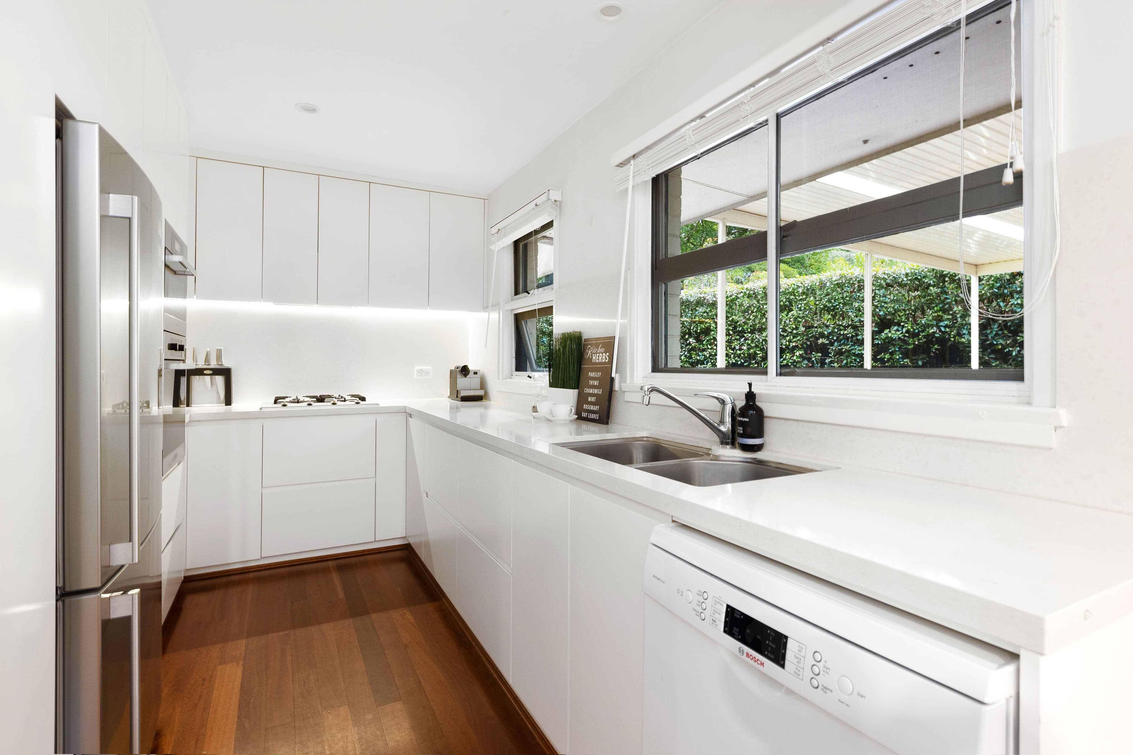 16 Robin Avenue, Turramurra NSW 2074, South Turramurra - Thumbnail 4