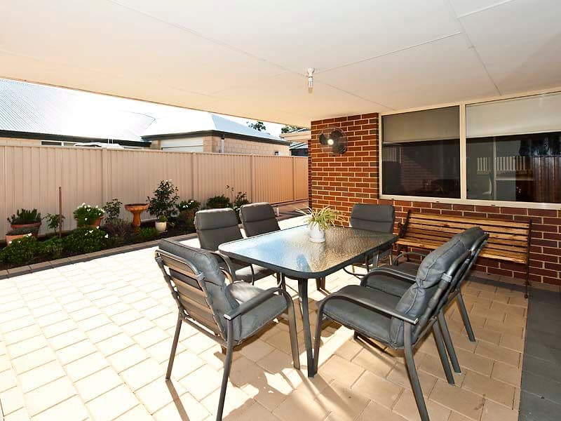16 The Hawthorns, BALDIVIS WA 6171, Baldivis - Thumbnail 3