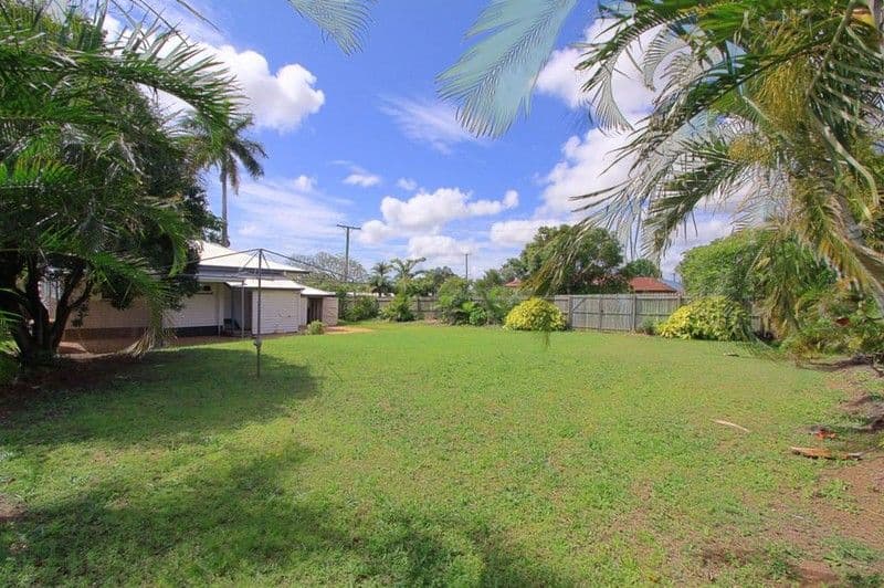 111 Branyan Street, SVENSSON HEIGHTS QLD 4670, Svensson Heights - Thumbnail 6