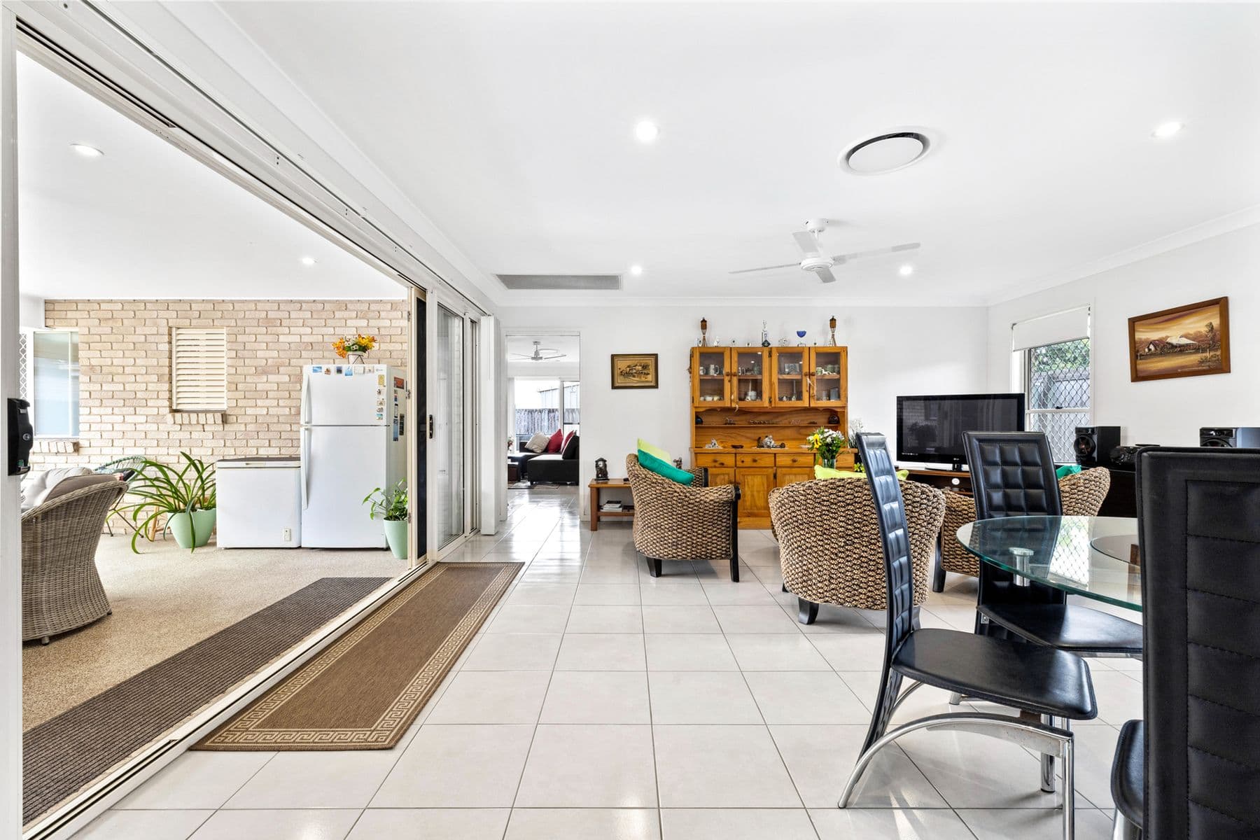 44 Stringybark Street, Regents Park QLD 4118, Regents Park - Thumbnail 8