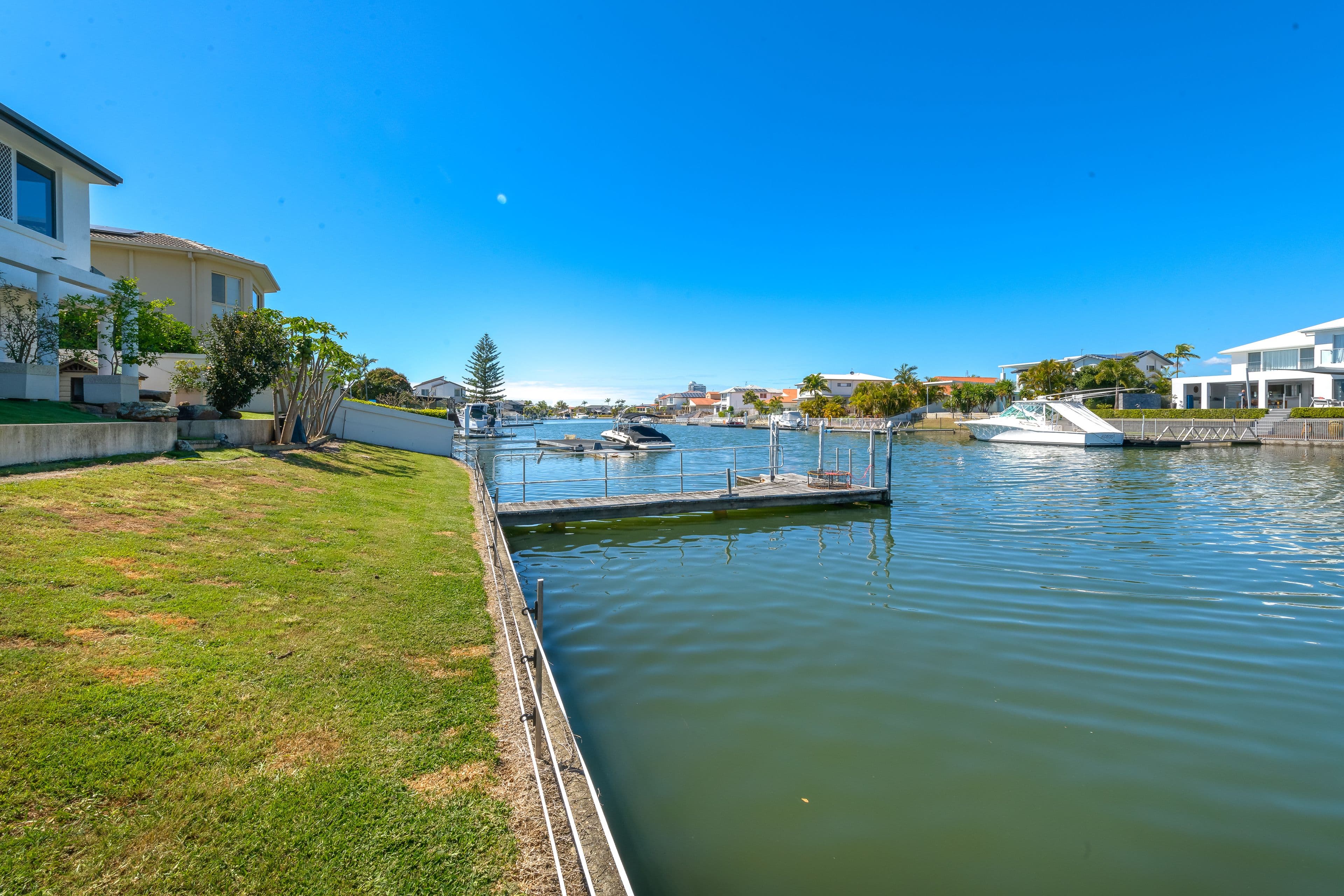 127 Pebble Beach Drive, Runaway Bay QLD 4216, Runaway Bay - Thumbnail 5