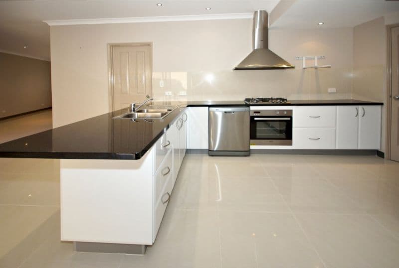 14 Kilmurray Way, BALGA WA 6061, Balga - Thumbnail 3