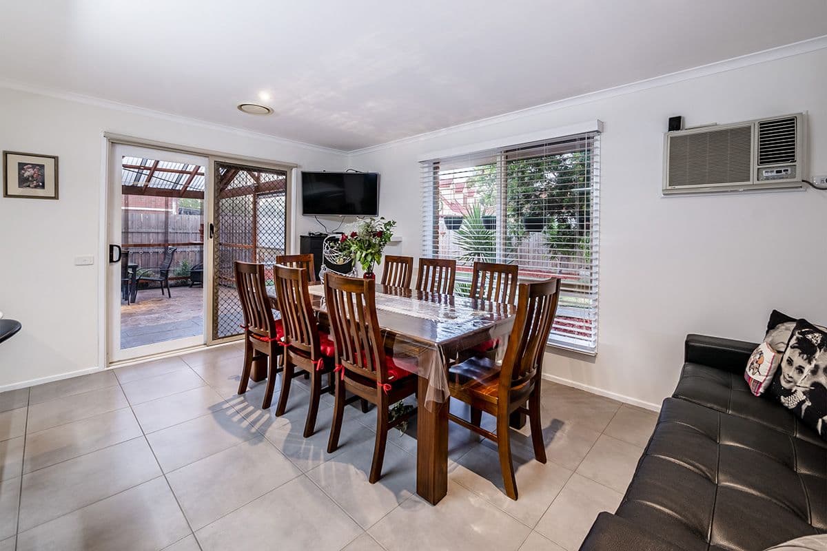 6 Bolwarra Court, Cranbourne West VIC 3977, Cranbourne West - Thumbnail 7