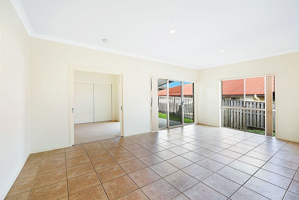 222 Billinghurst Crescent, Upper Coomera QLD 4209, Upper Coomera - Thumbnail 3
