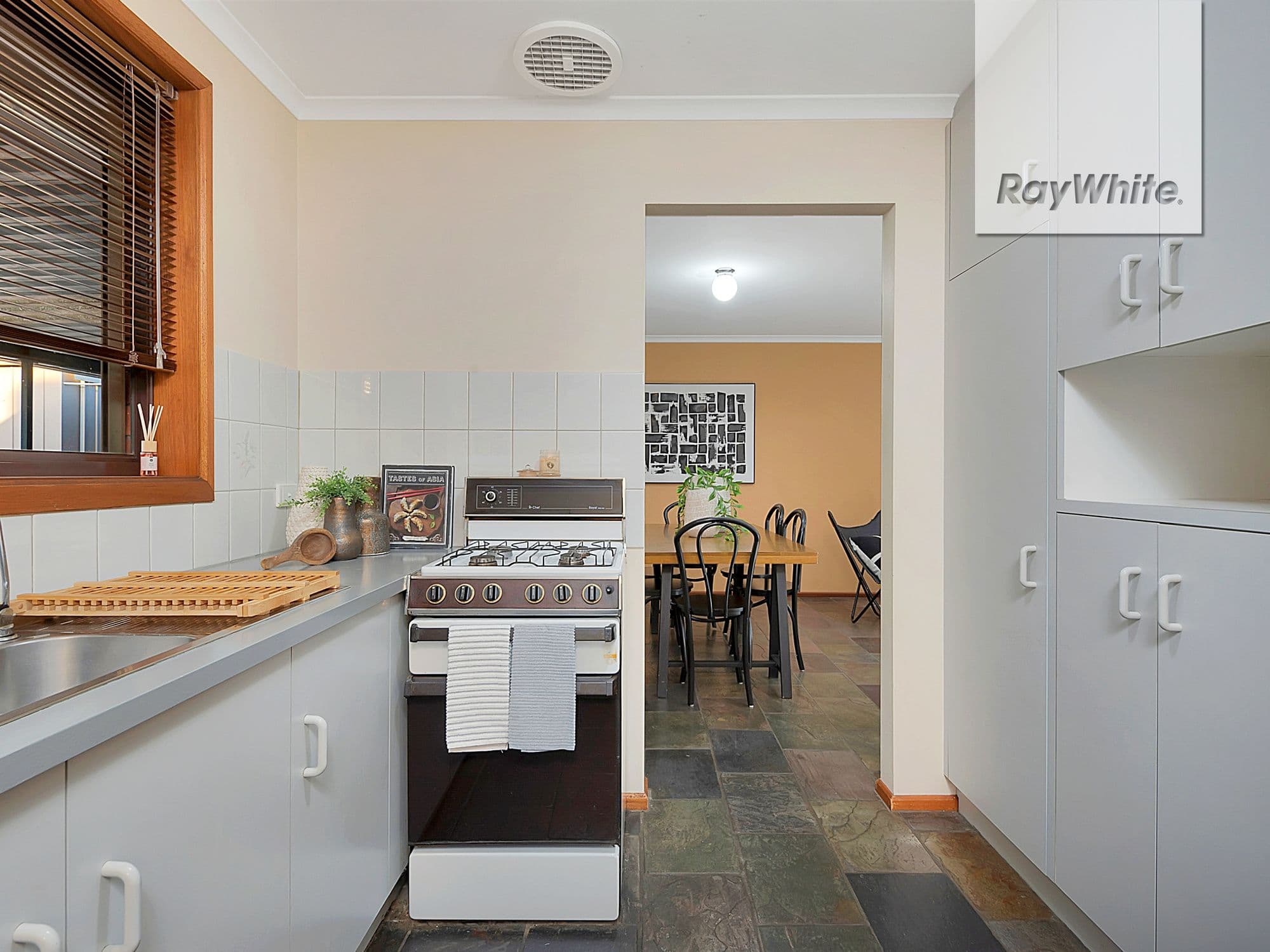 39 Quondong Avenue, Parafield Gardens SA 5107, Parafield Gardens - Thumbnail 5