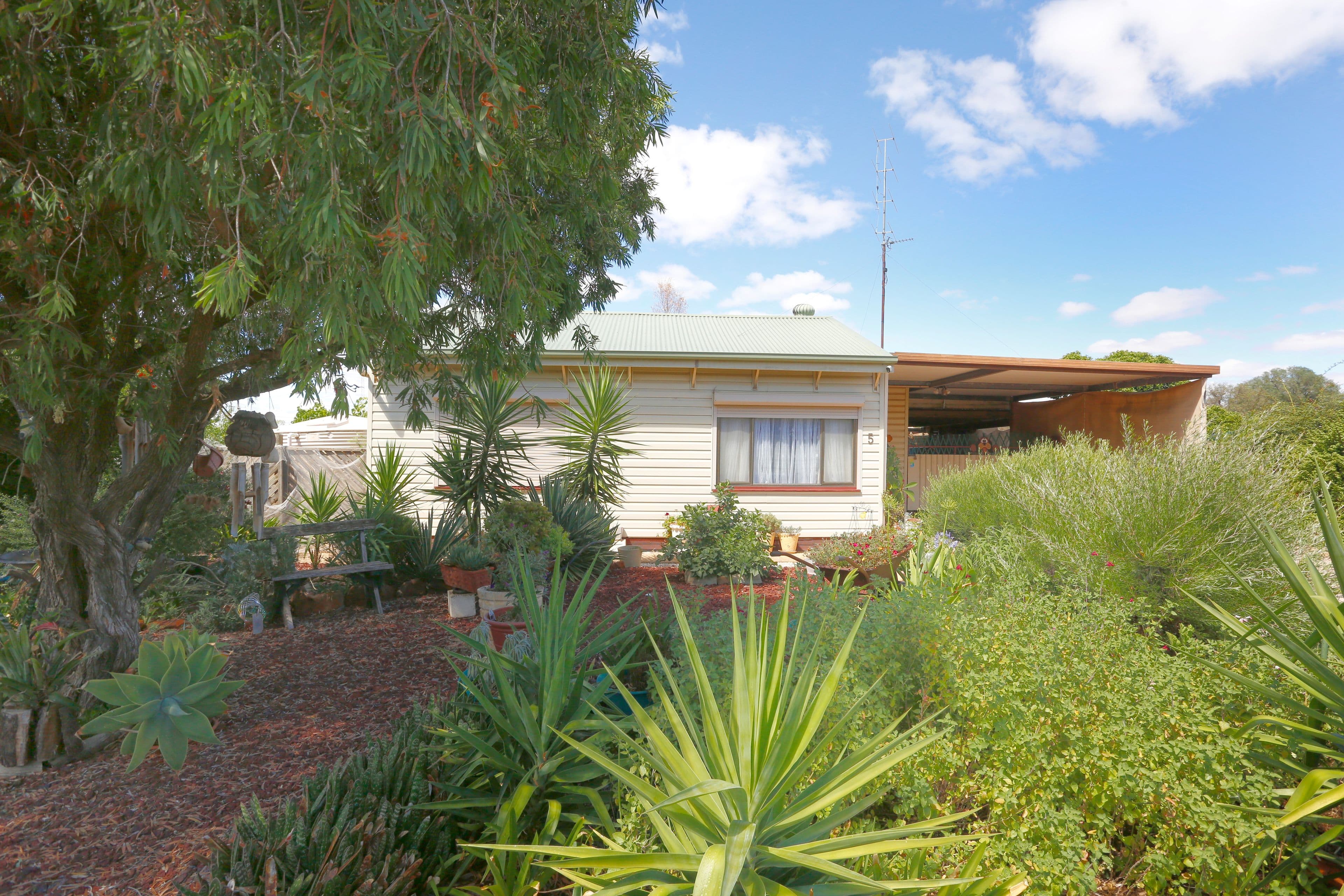 5 High Street East, Snowtown SA 5520, Snowtown - Thumbnail 2