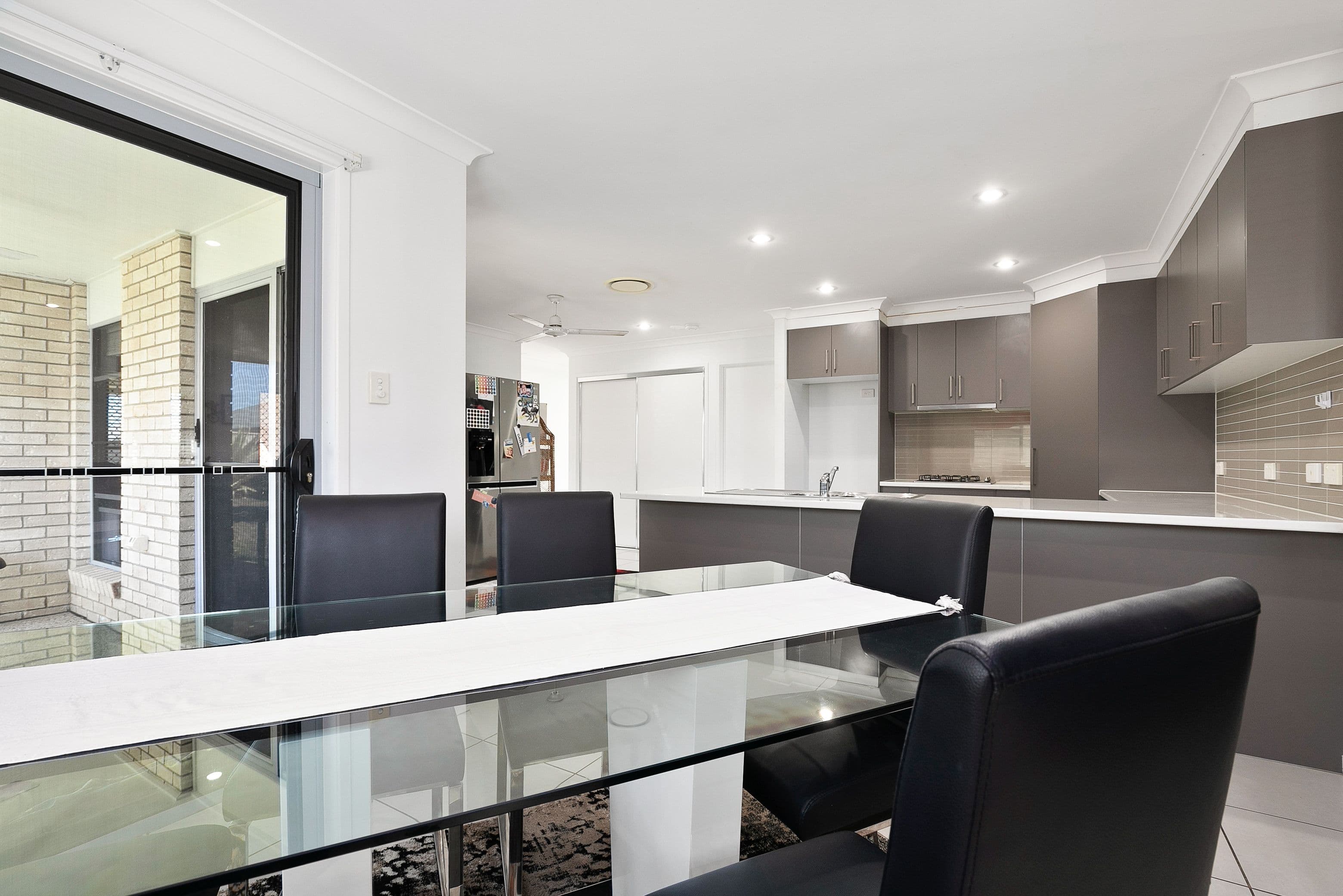 8 Whitney Street, Emerald QLD 4720, Emerald - Thumbnail 7
