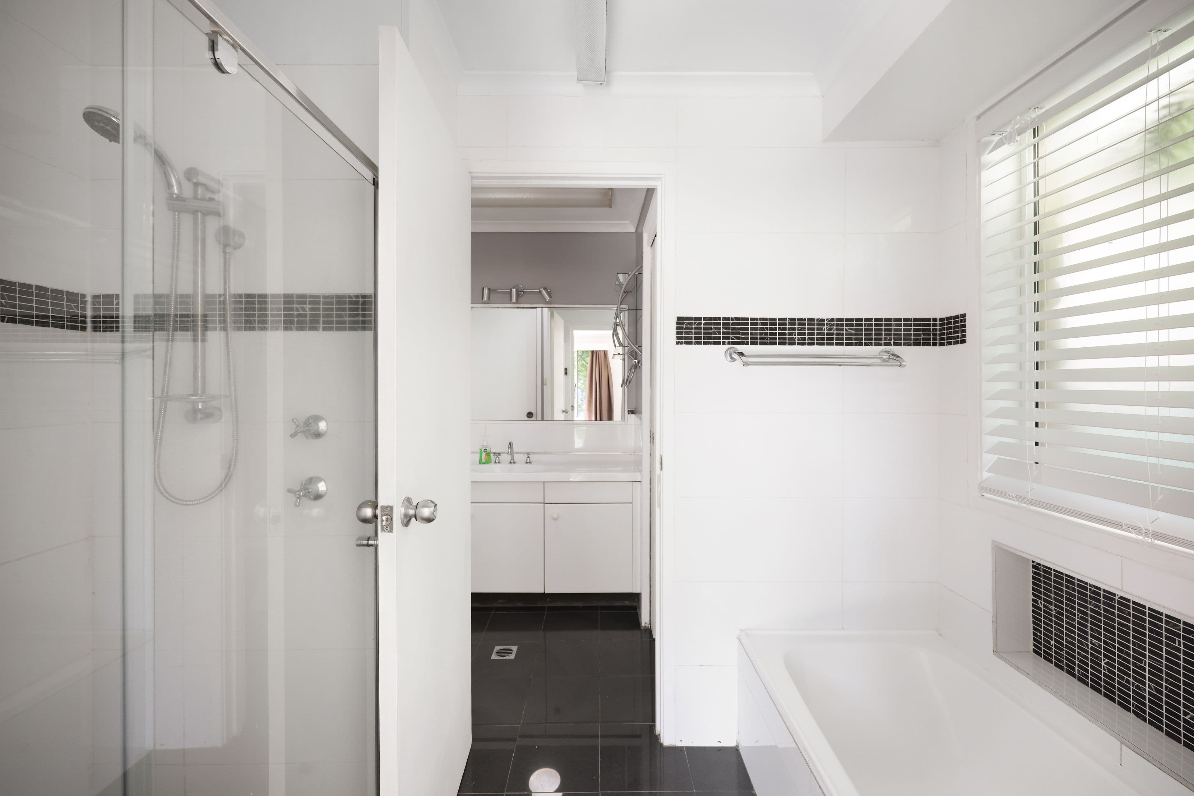 21 Percy Street, Hill Top NSW 2575, Hill Top - Thumbnail 6