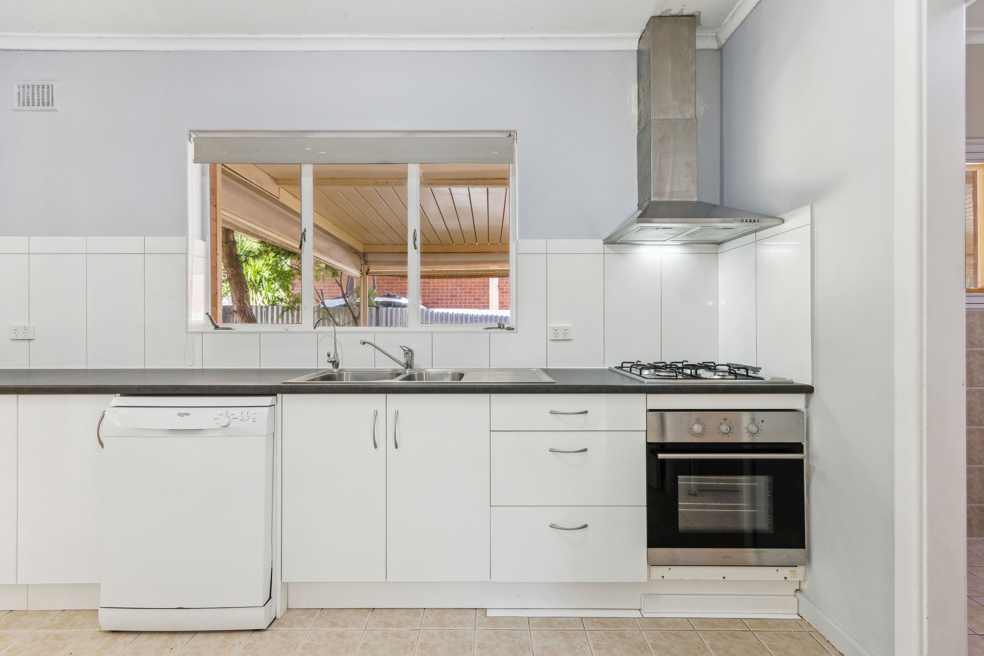 7 States Road, Old Reynella SA 5161, Old Reynella - Thumbnail 3