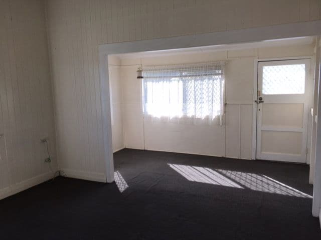 49 Maryborough Street, Walkervale QLD 4670, Walkervale - Thumbnail 4