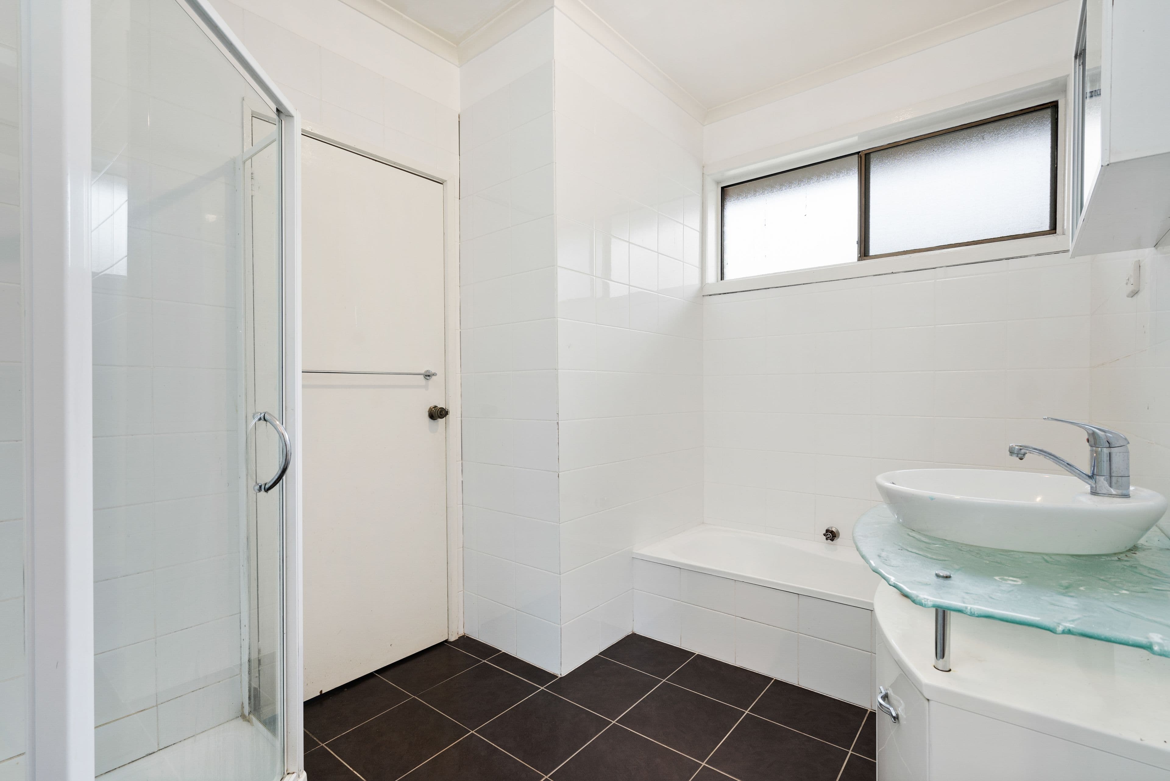 8 Hague Street, Corio VIC 3214, Corio - Thumbnail 4