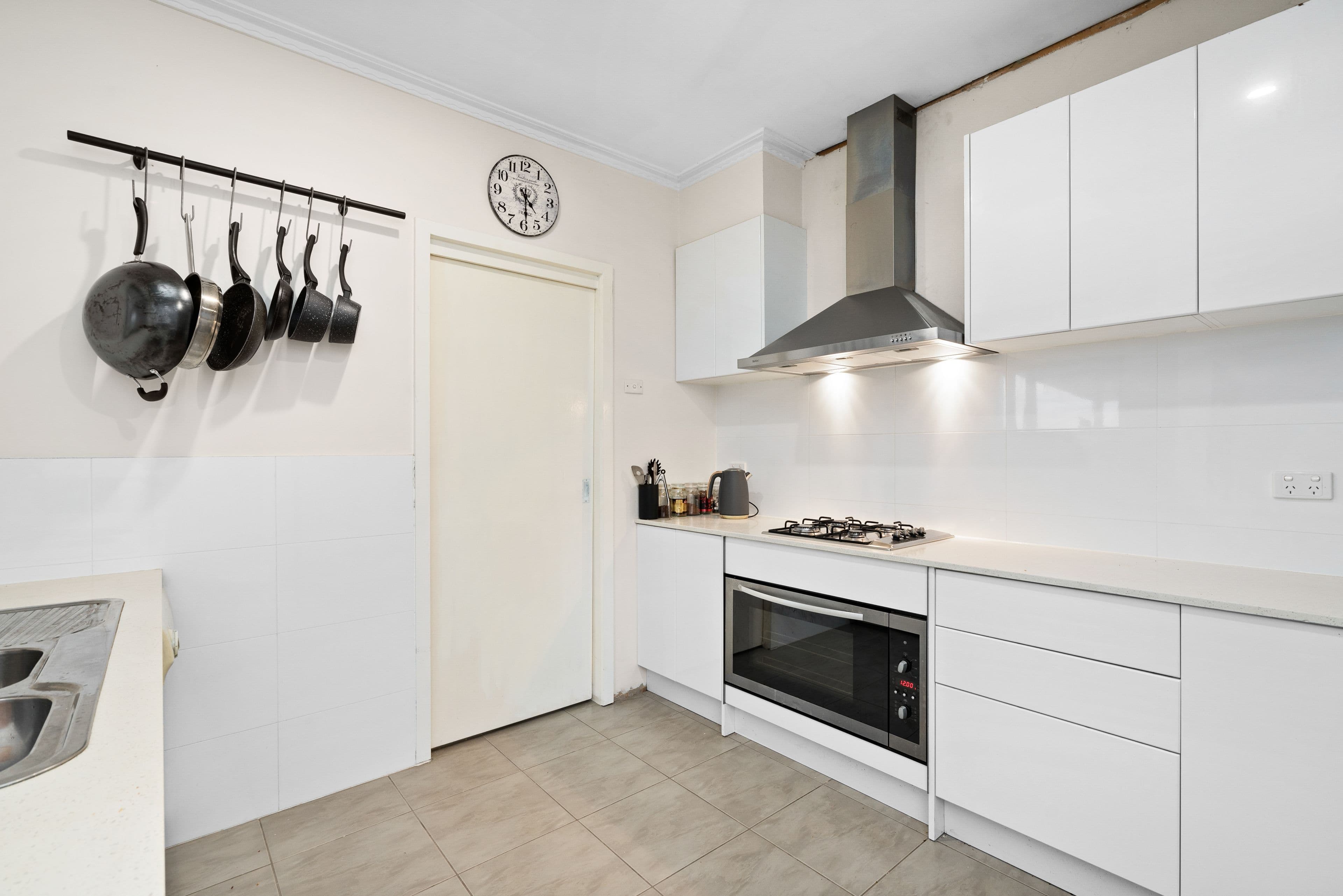 8 Hague Street, Corio VIC 3214, Corio - Thumbnail 5