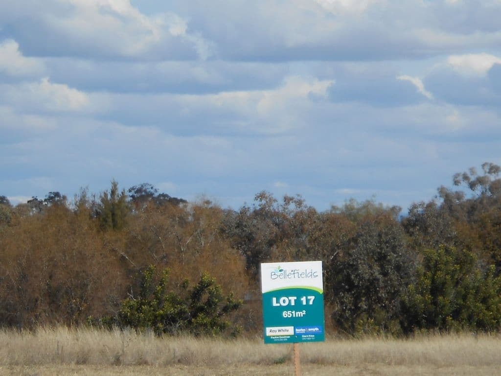 Lot 17 Grand Meadows Drive, TAMWORTH NSW 2340, Tamworth - Image 1
